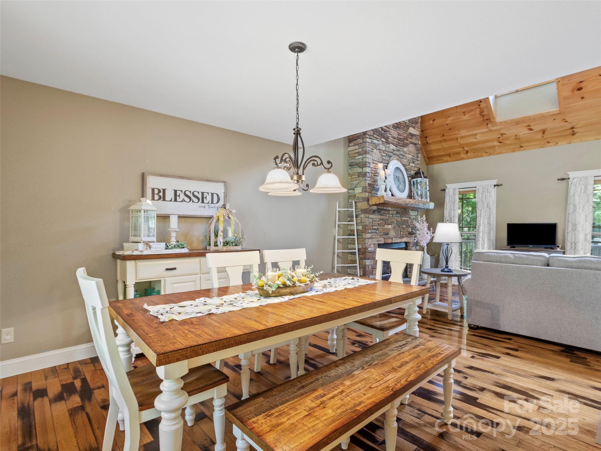 35 Lands End Drive Property Photo 11