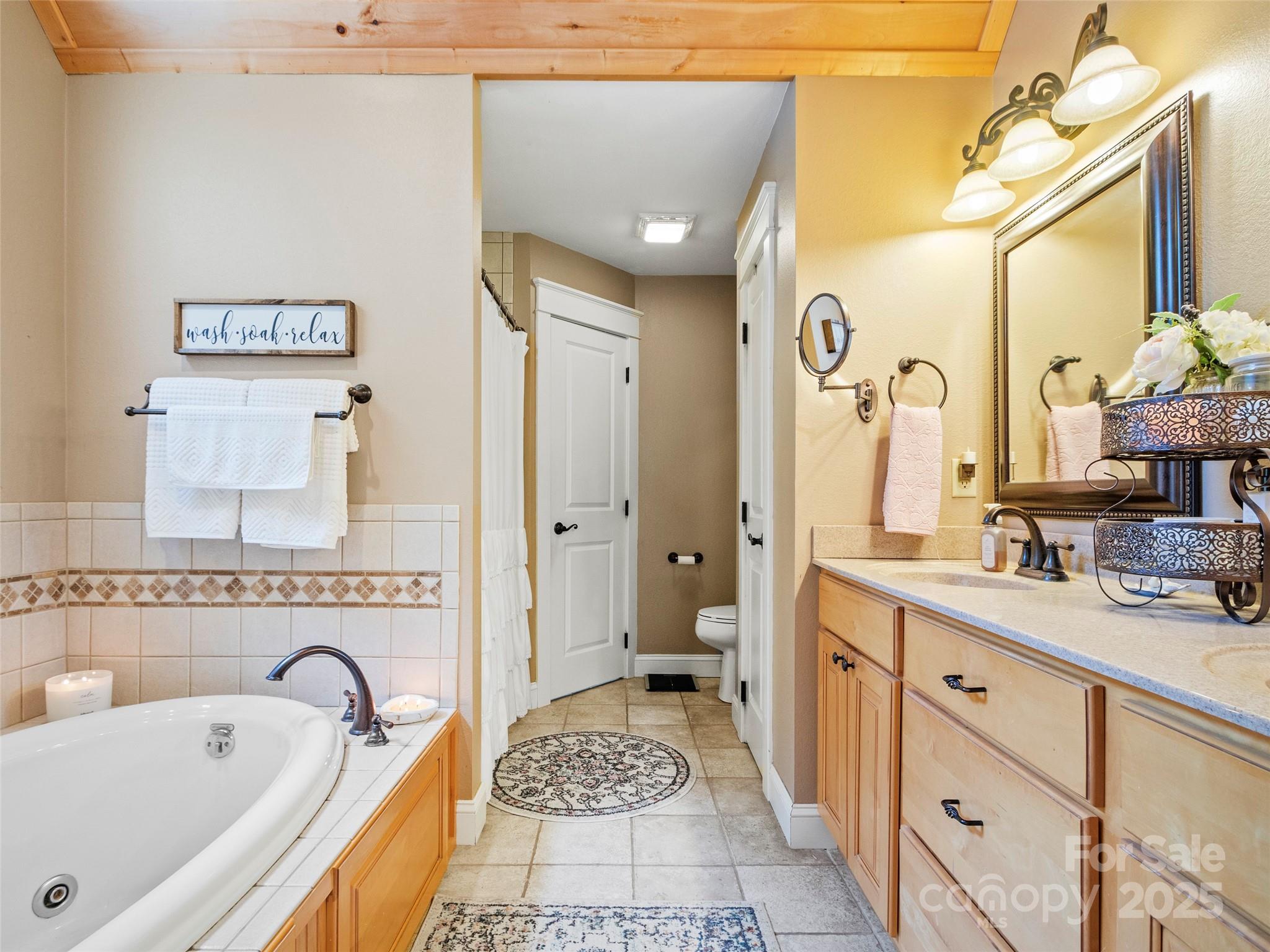 35 Lands End Drive Property Photo 15