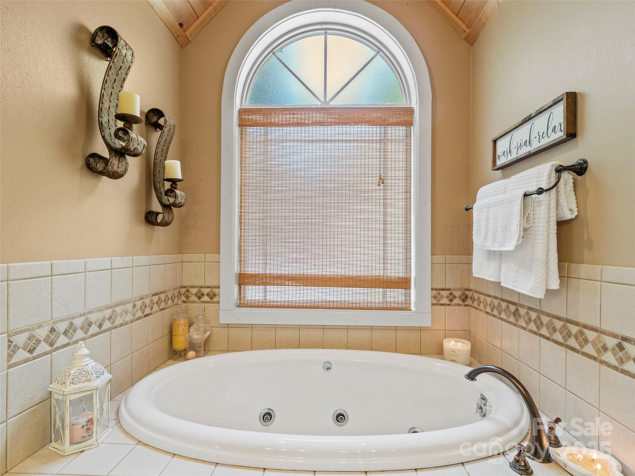 35 Lands End Drive Property Photo 16