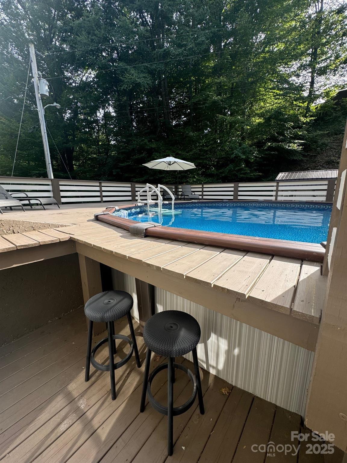 35 Lands End Drive Property Photo 28