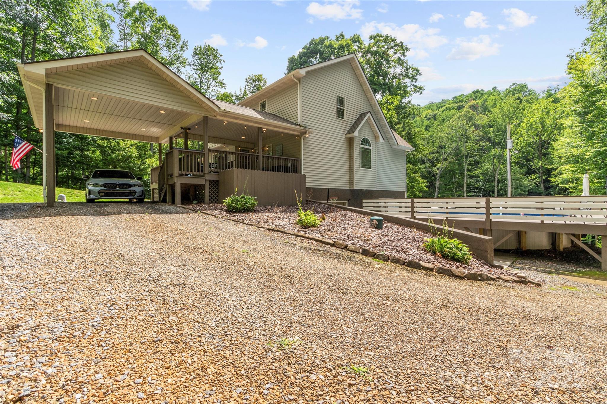 35 Lands End Drive Property Photo 29