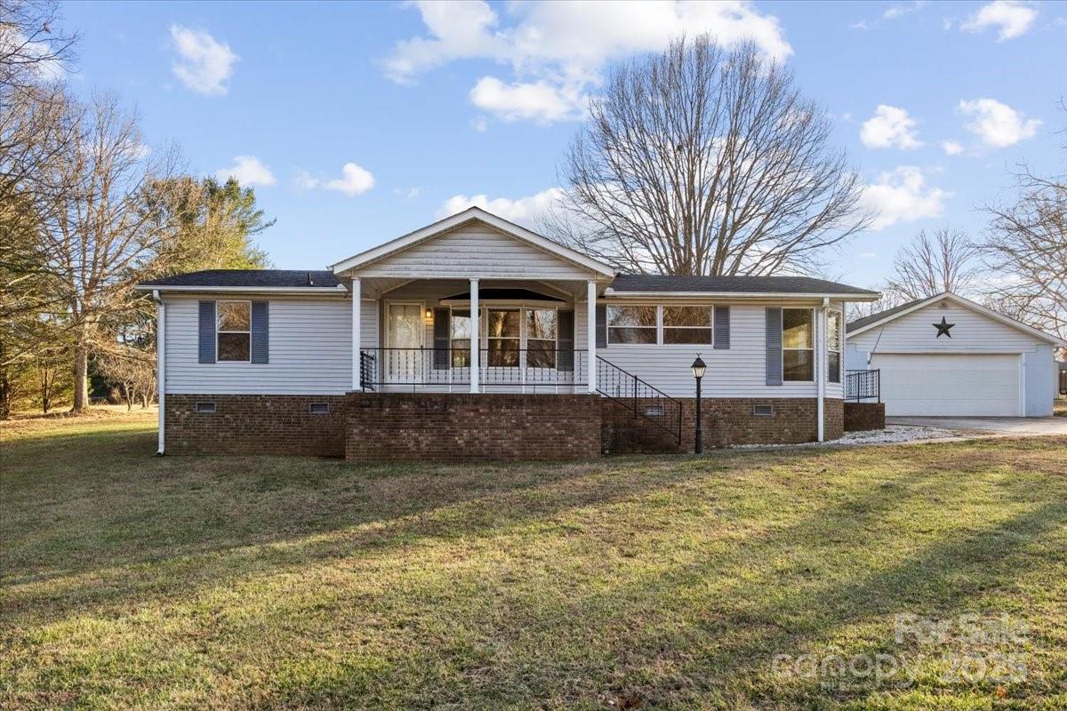 2515 W C Street Property Photo