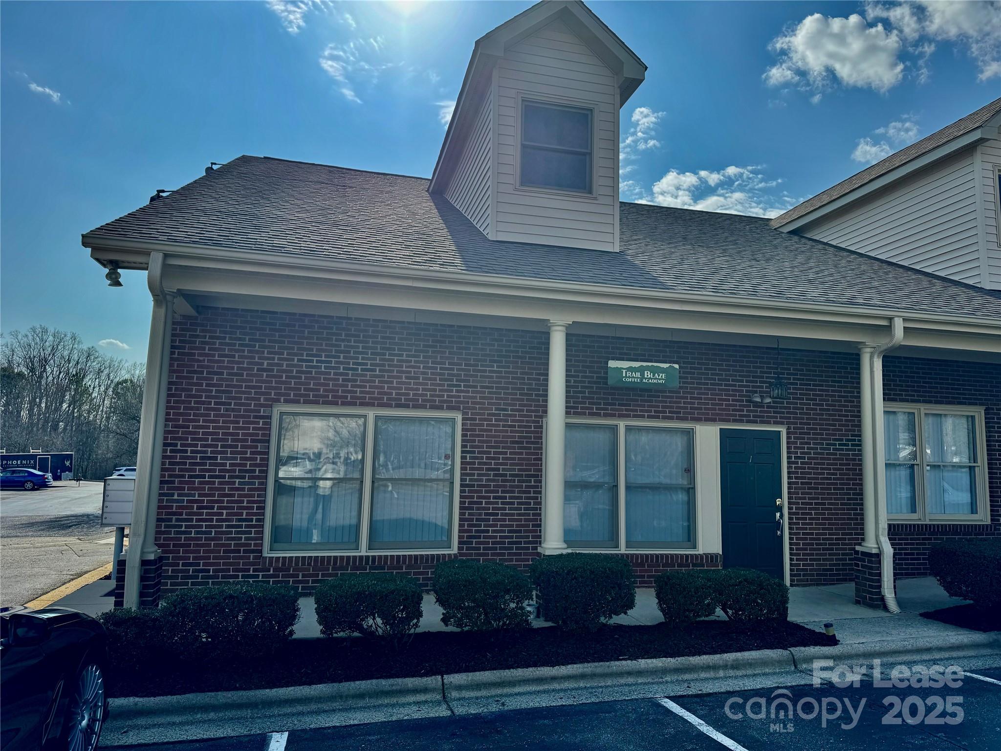 20460 Chartwell Center Drive Property Photo 1