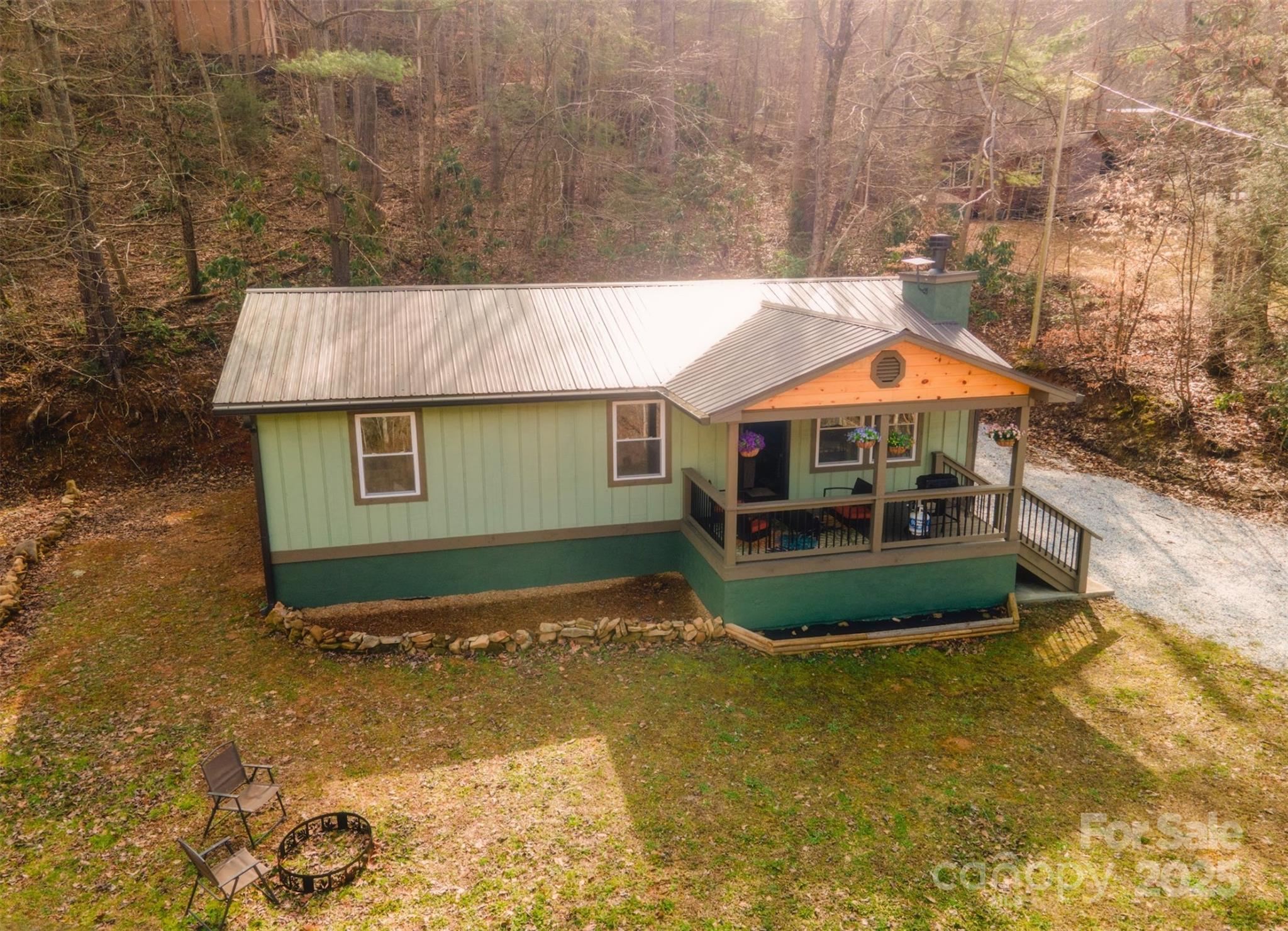 23 Honeysuckle Ridge Property Photo 6