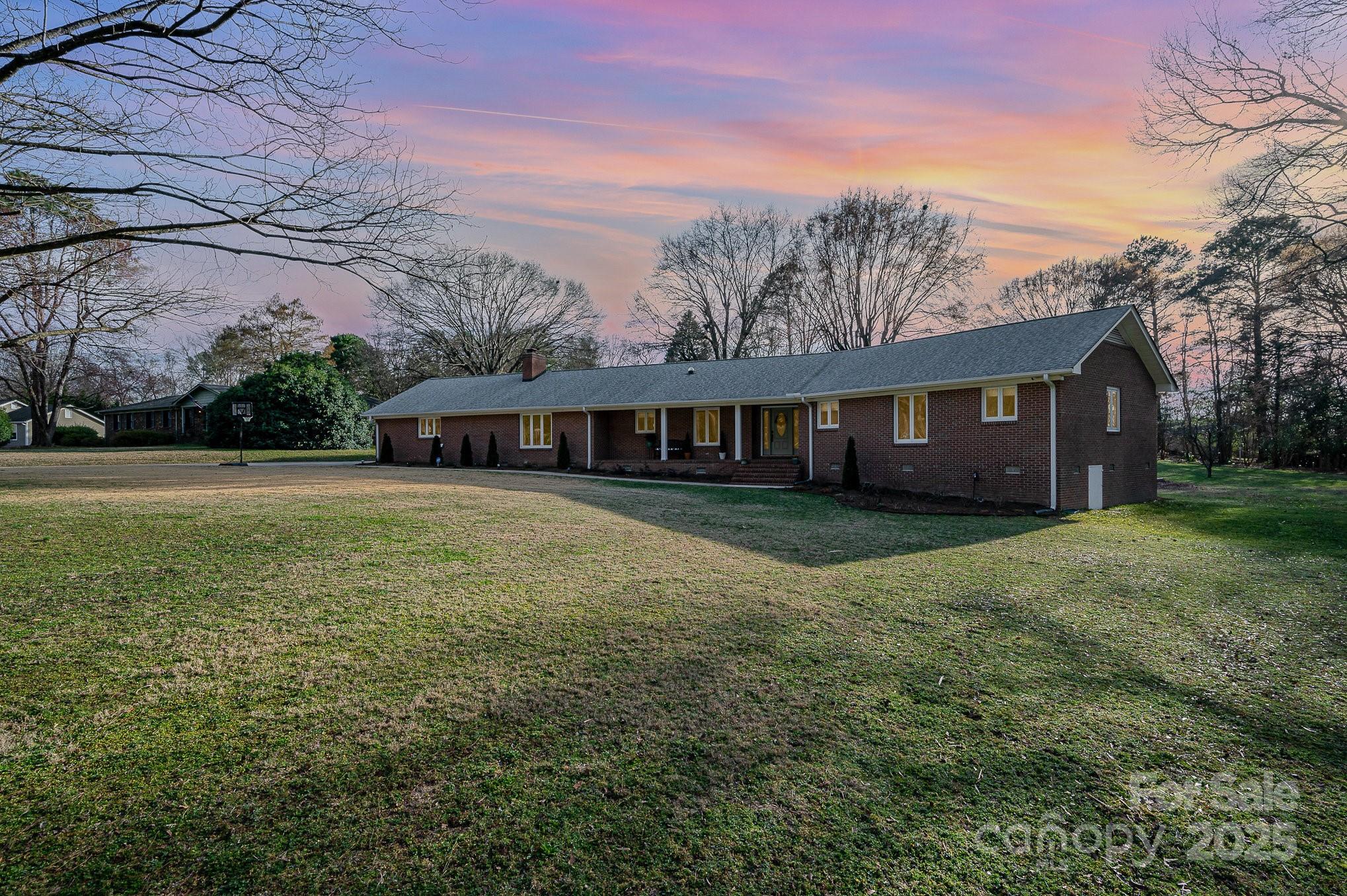 9810 Black Horse Run Road Property Photo