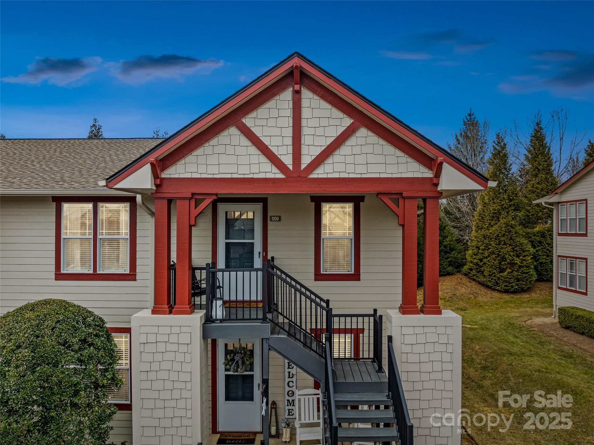 1206 Deermouse Way Property Photo 1