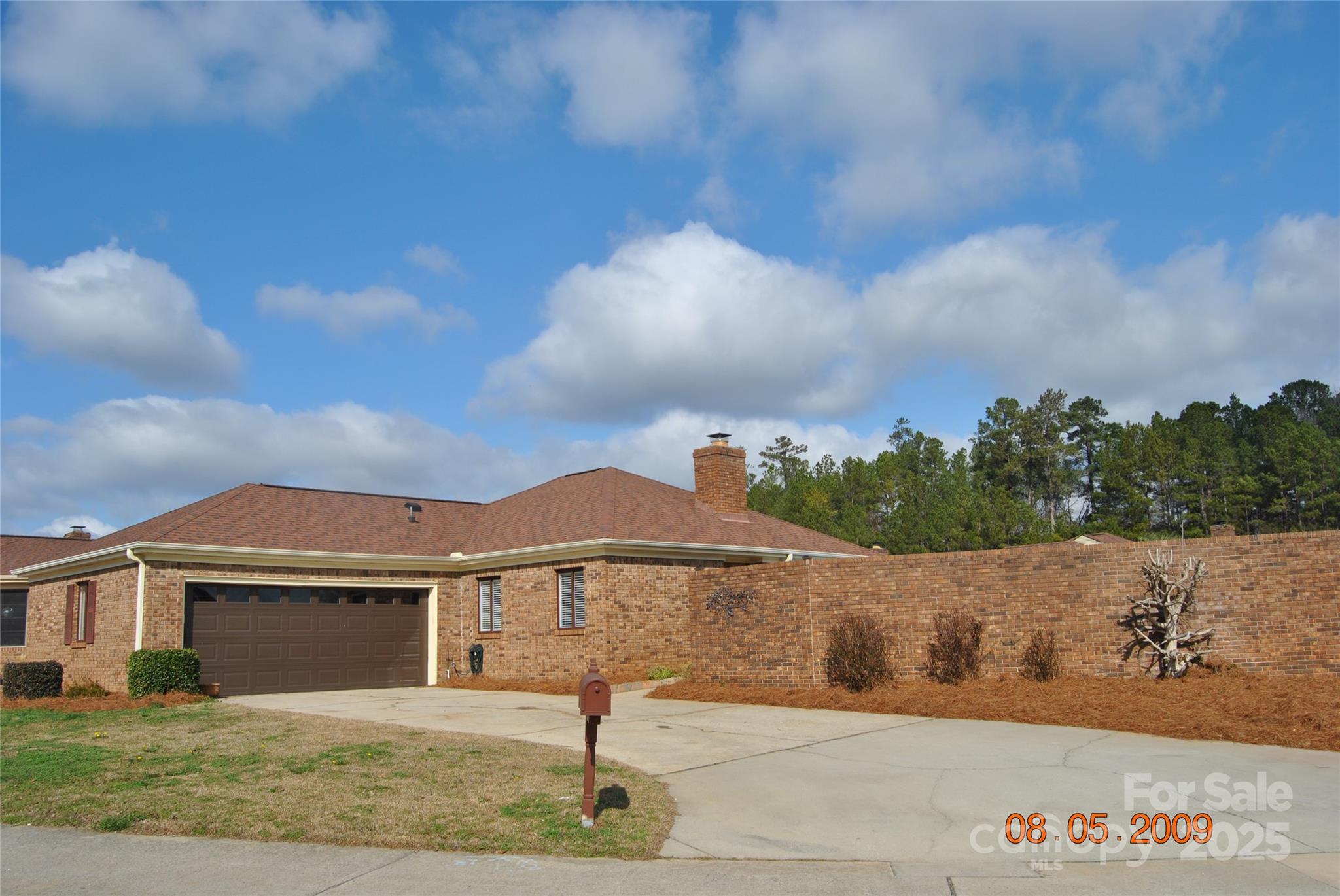 137 Patio Place Property Photo