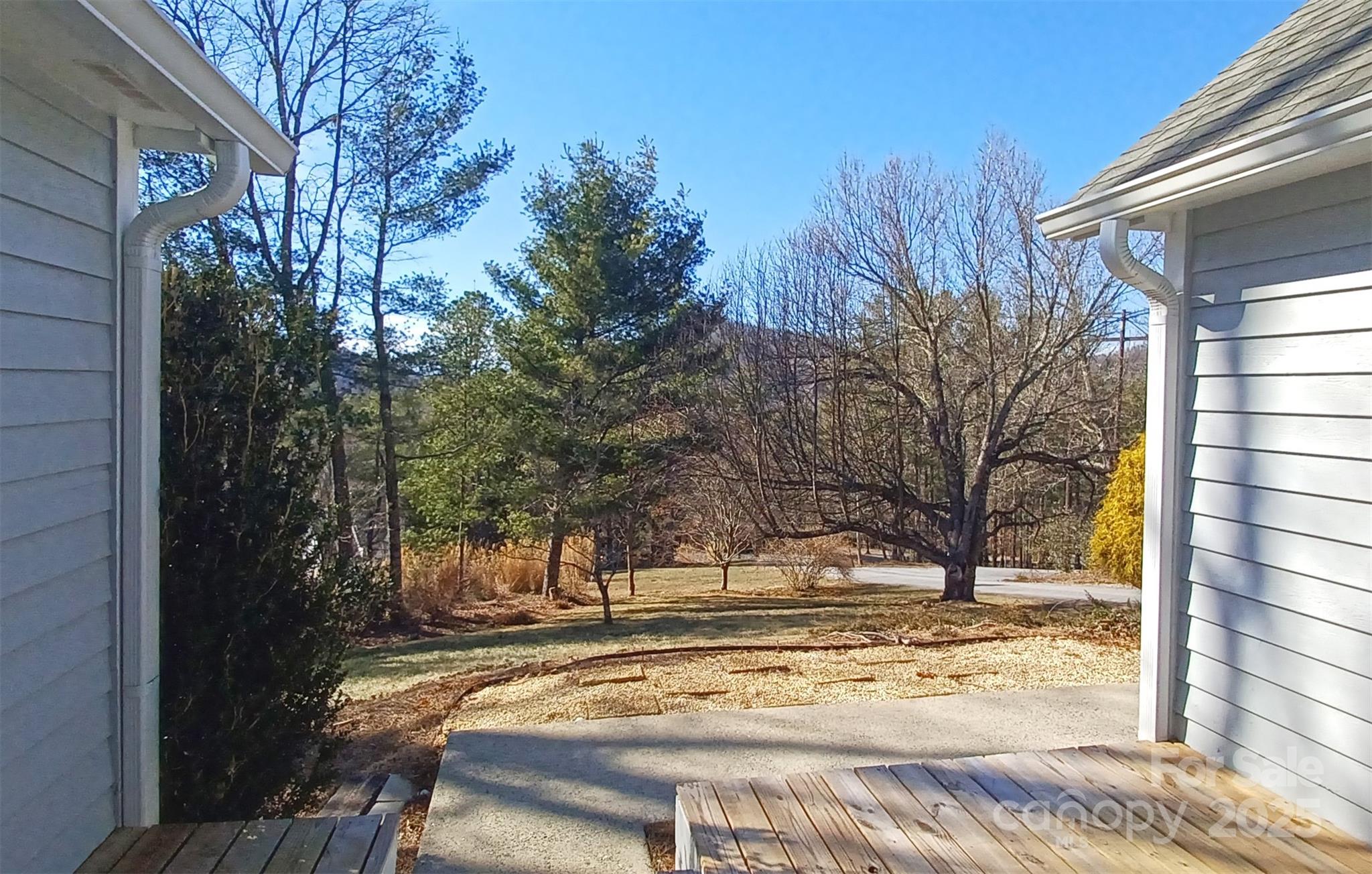 23 Moriah Lane Property Photo 6