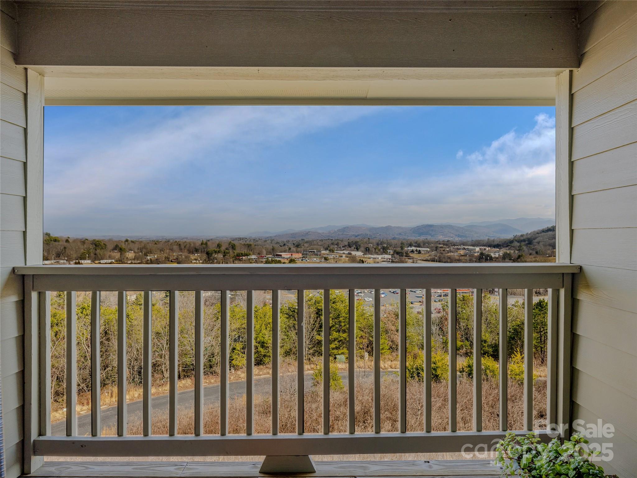 59 Rotunda Circle Property Photo