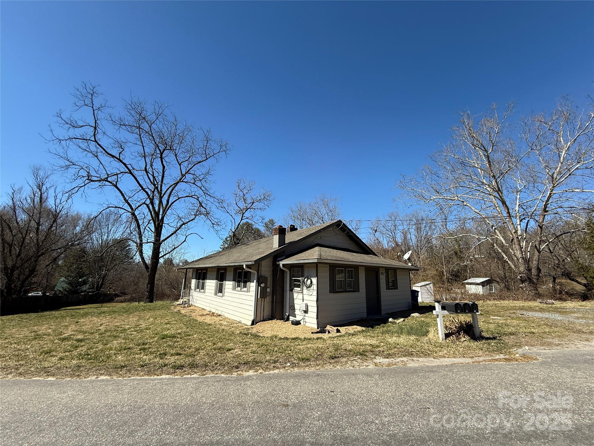 40 Little Knob Road Property Photo