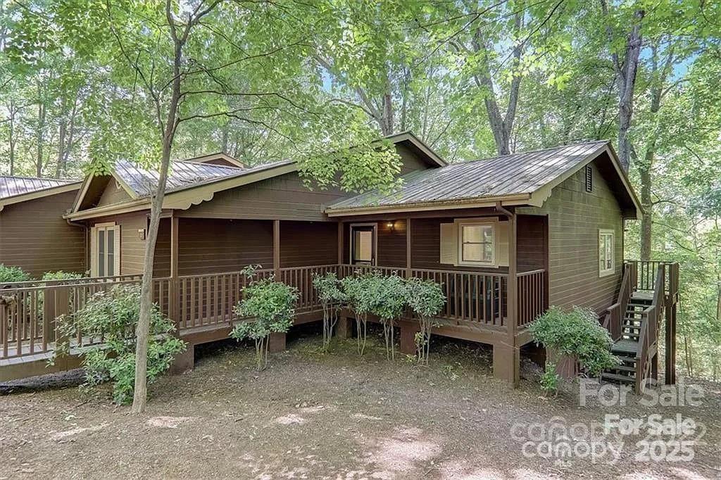 385 Whitney Boulevard 2 Property Photo