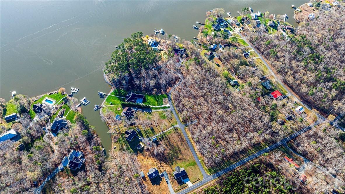 219 Sailors Rest Drive Property Photo 4