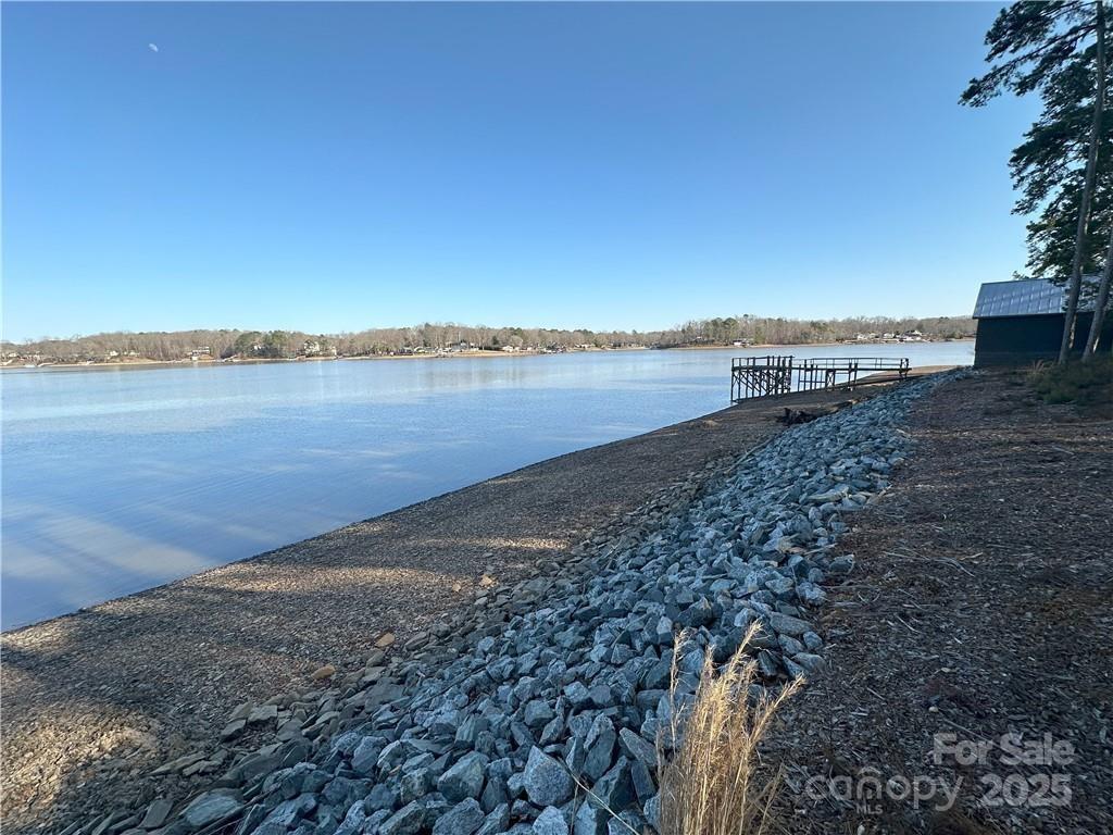 219 Sailors Rest Drive Property Photo 7
