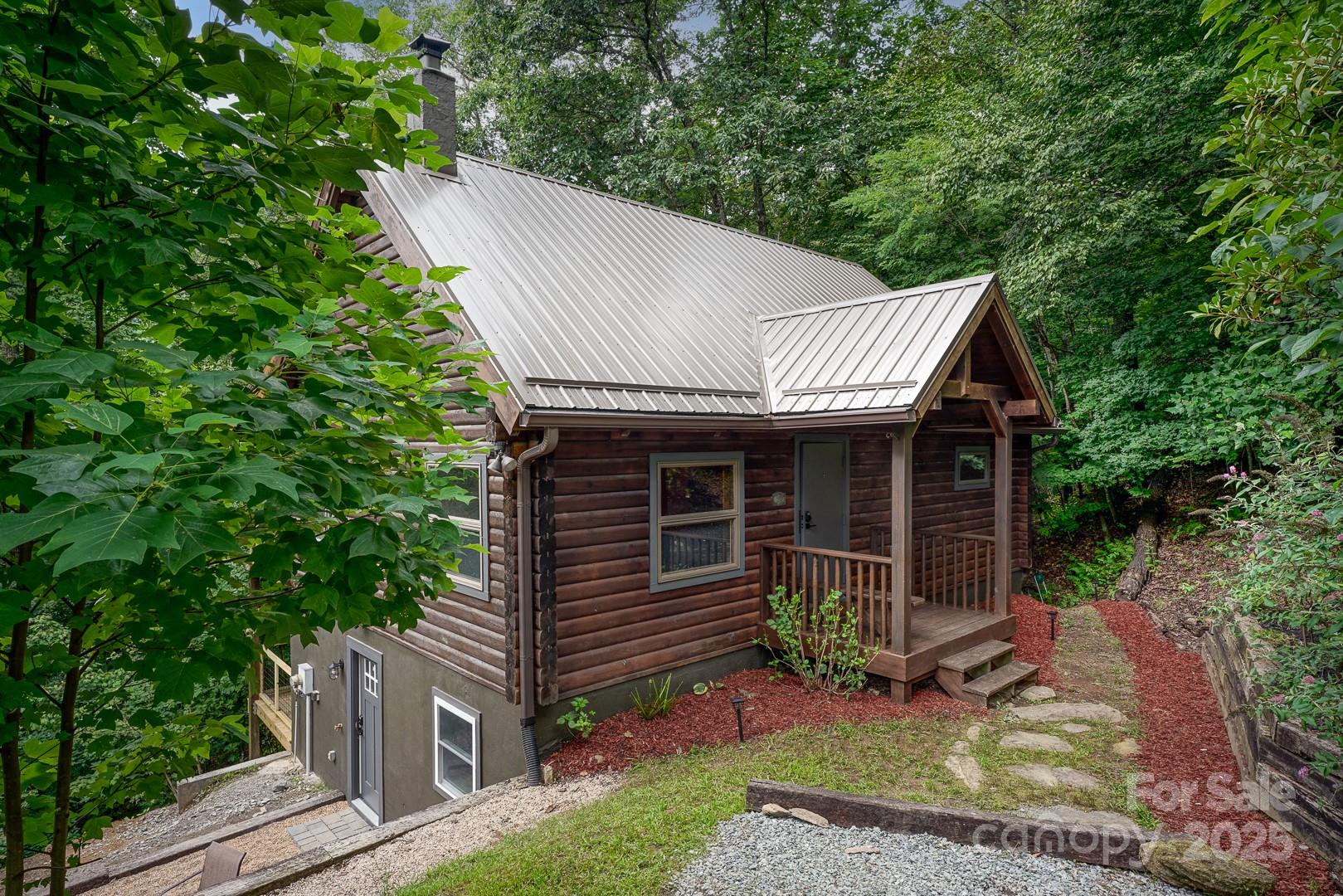 3925 Blackberry Crest Lane Property Photo