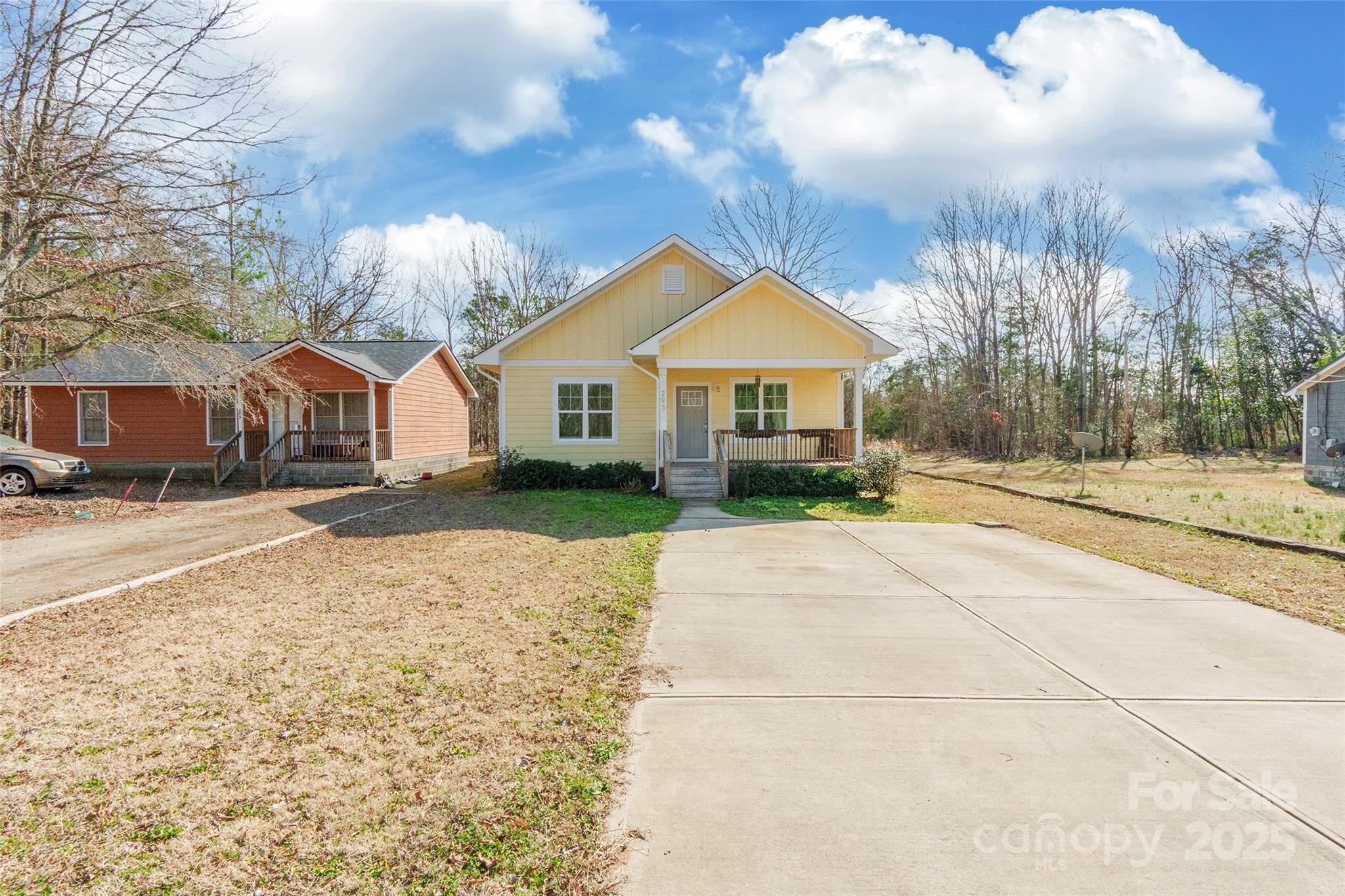 293 Blanche Circle Property Photo