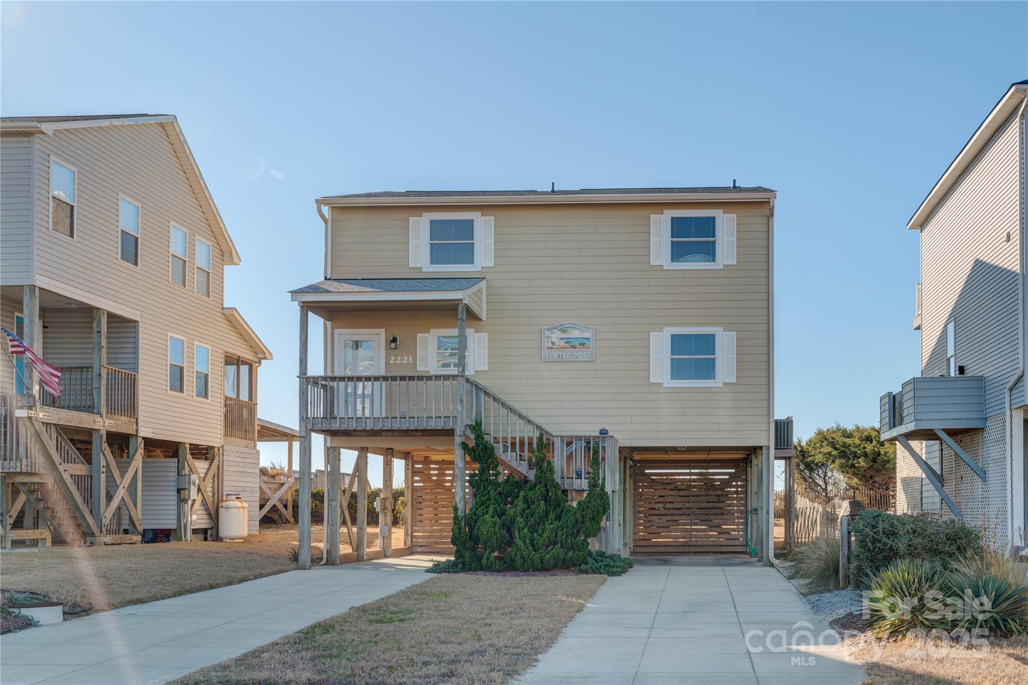 2221 E Beach Drive Property Photo