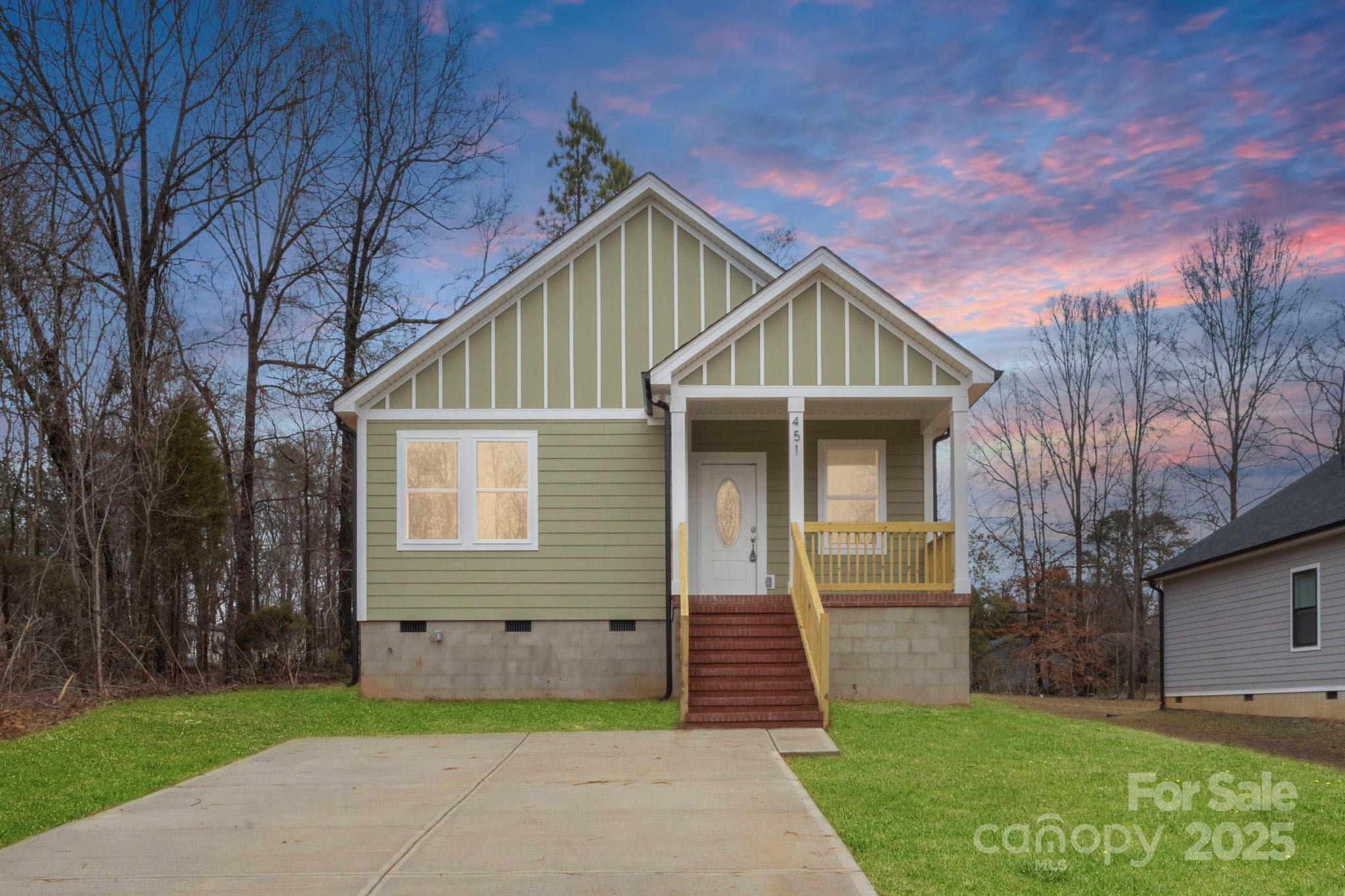 451 Geroid Street Property Photo