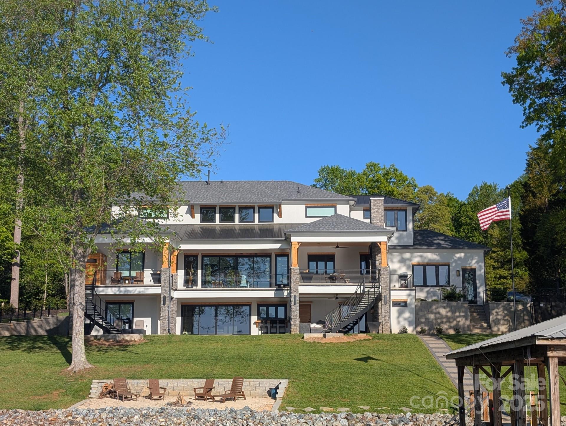 180 Willow Point Road Property Photo 5