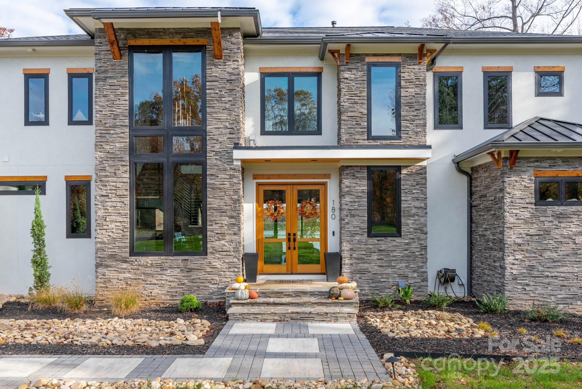 180 Willow Point Road Property Photo 7