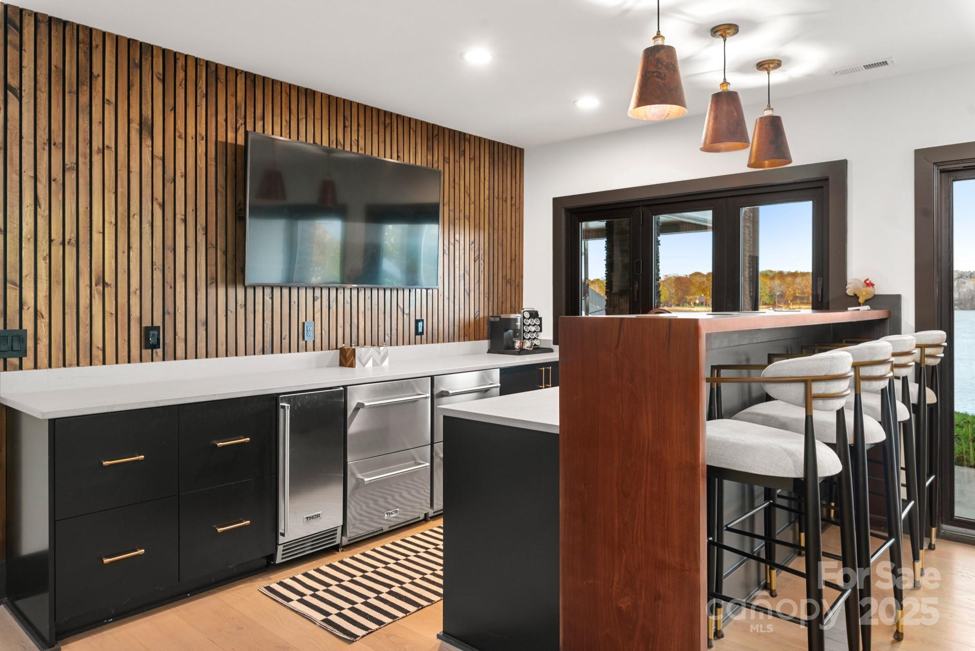 180 Willow Point Road Property Photo 20