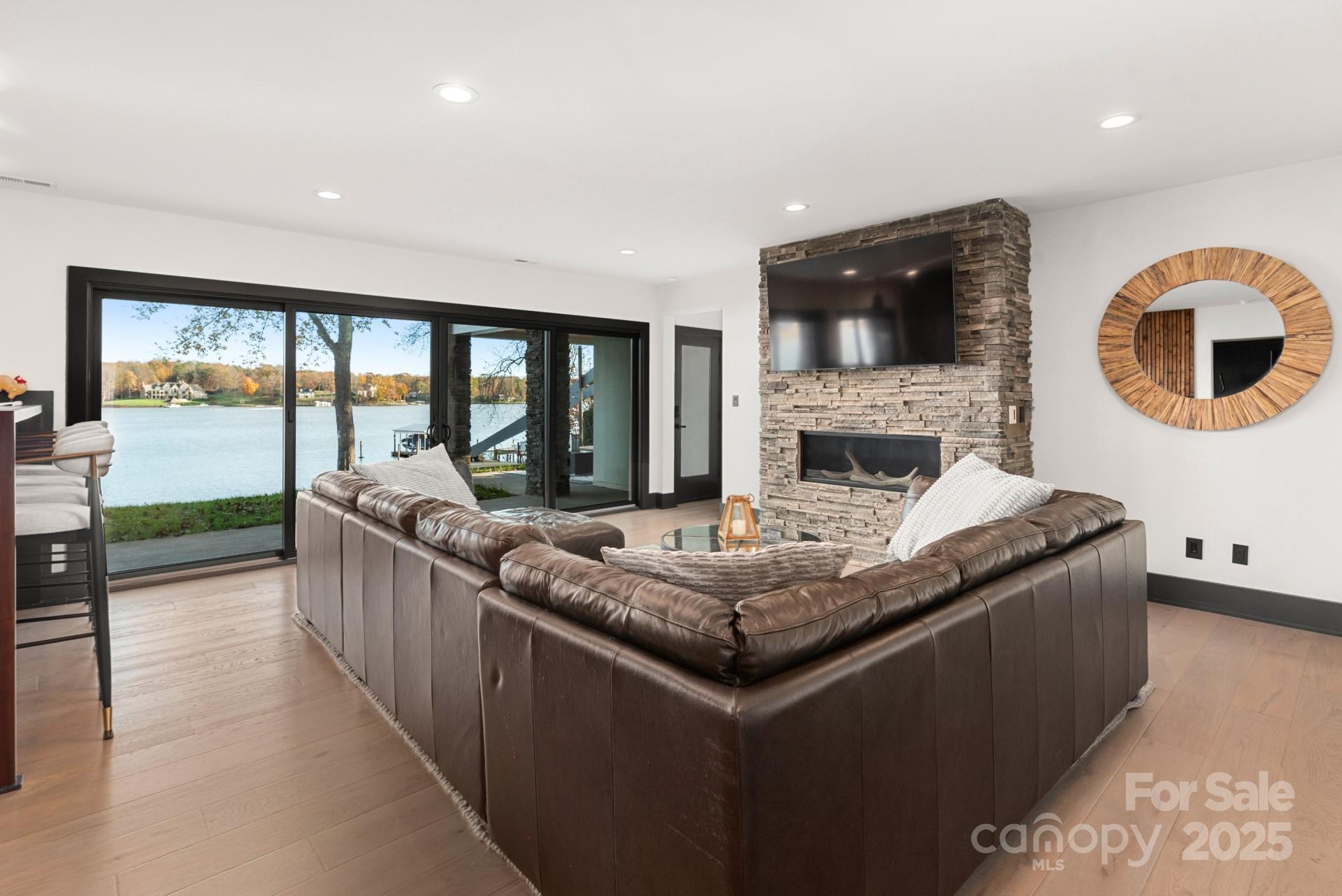 180 Willow Point Road Property Photo 21