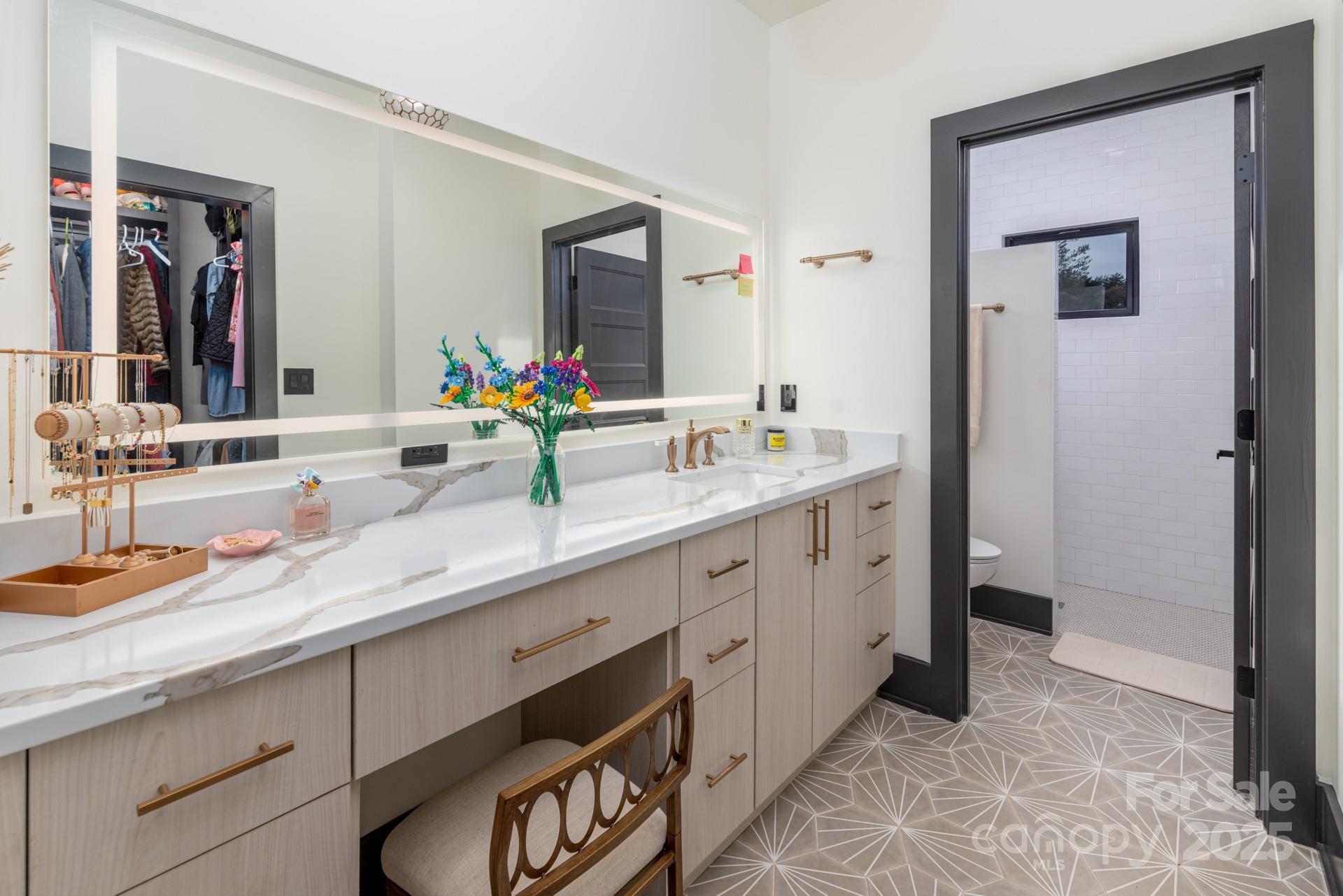 180 Willow Point Road Property Photo 31