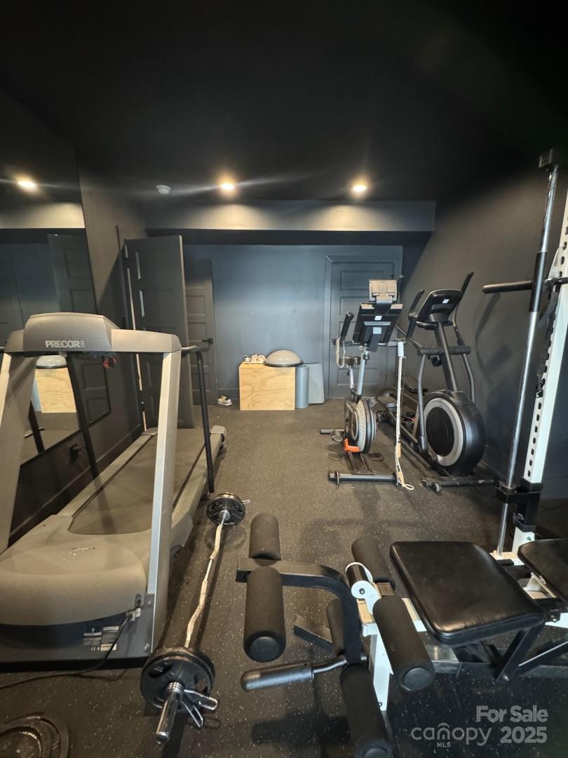 180 Willow Point Road Property Photo 34