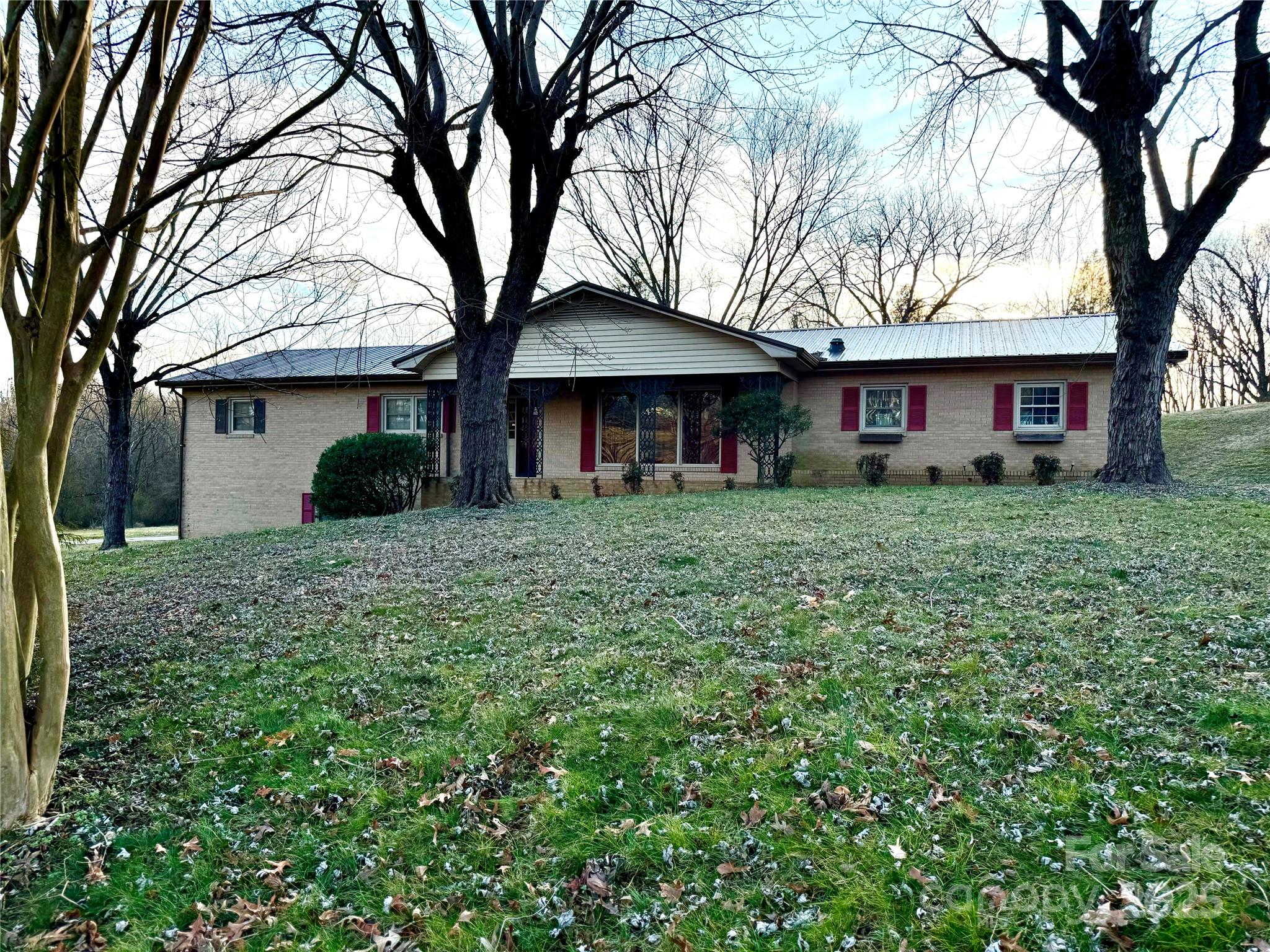 2467 Birchdale Drive Property Photo