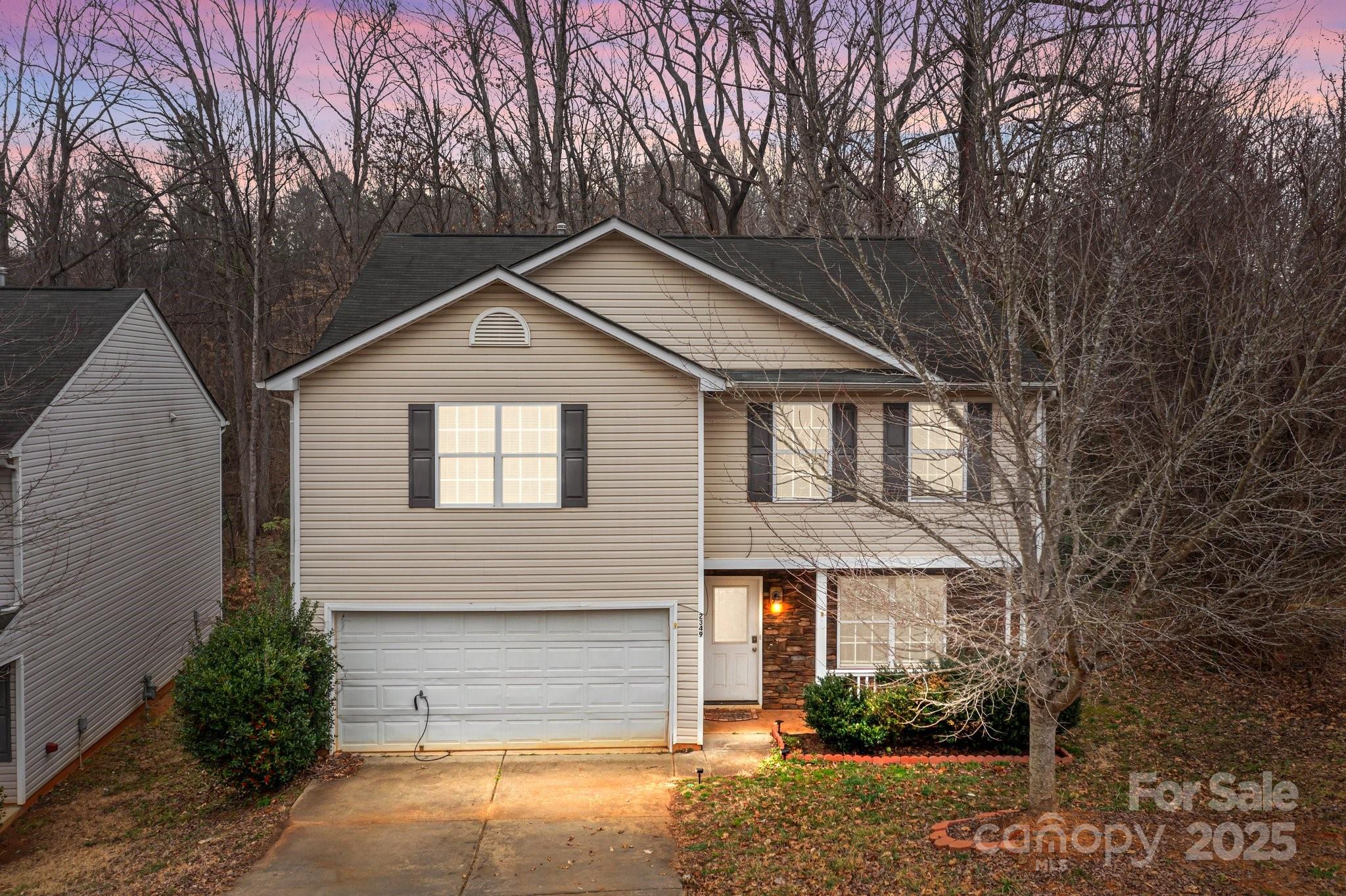 2349 Gooseberry Road Property Photo