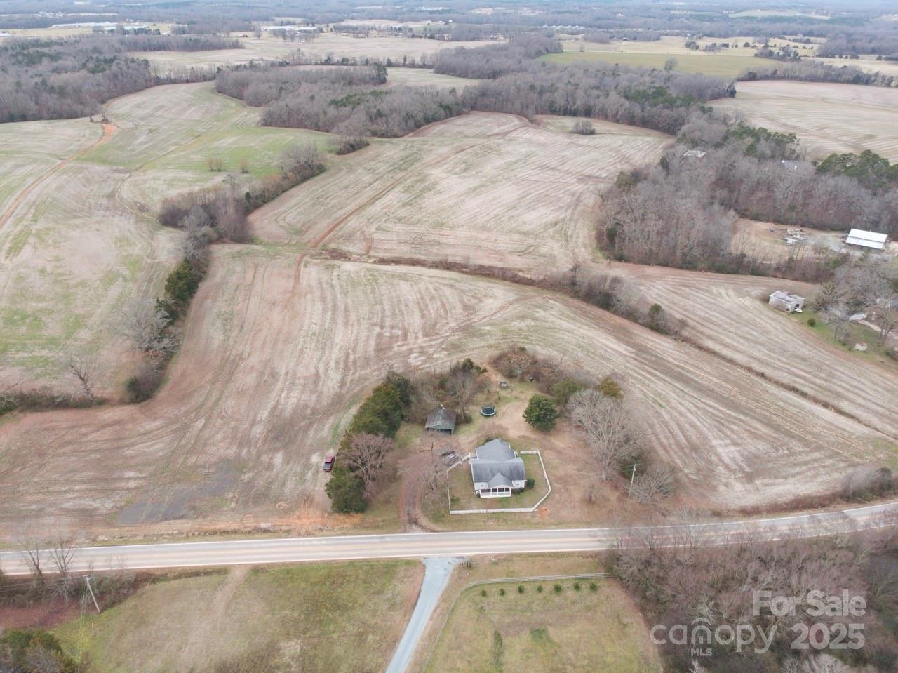 9330 Nc 218 Highway Property Photo