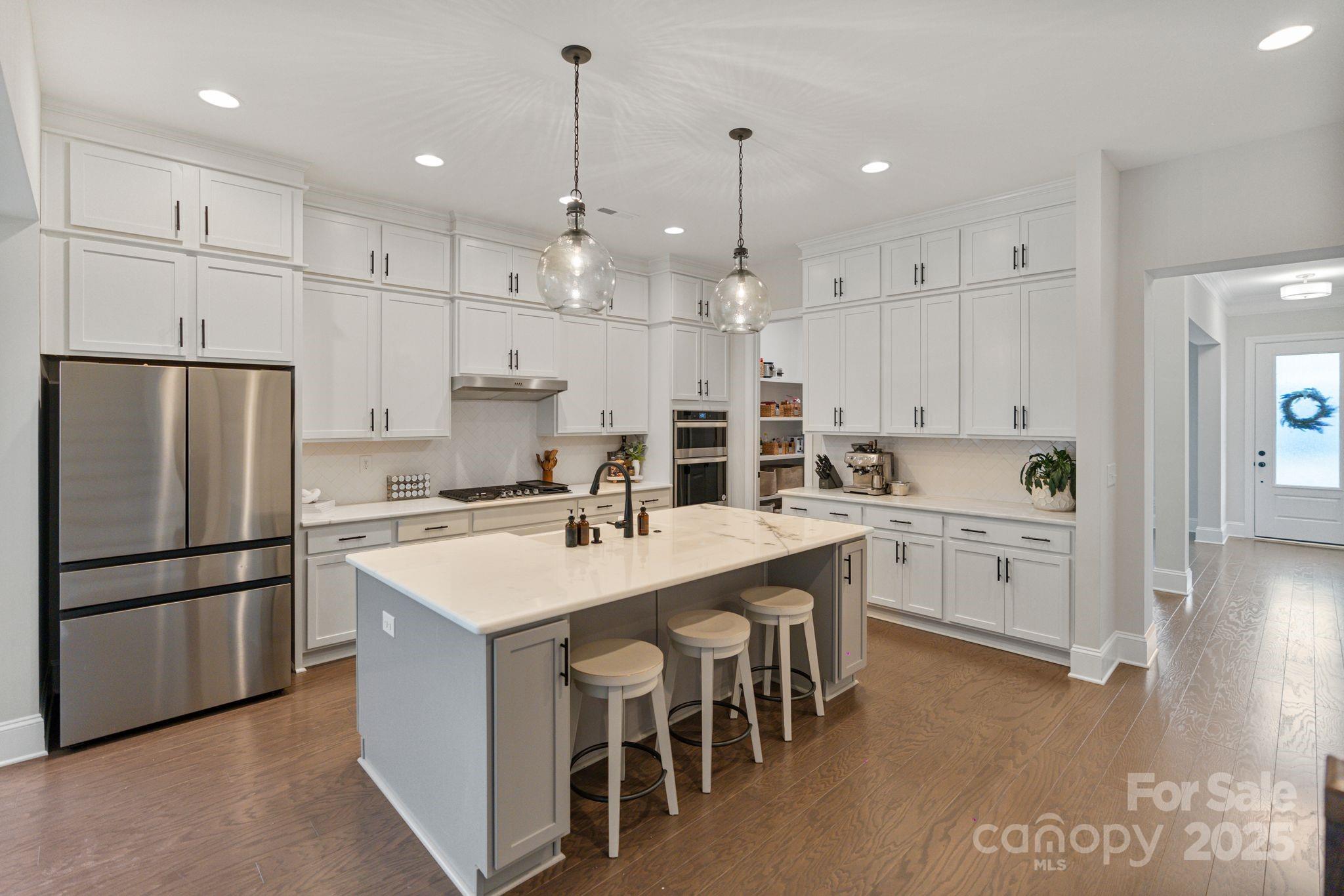 4159 Millstream Road Property Photo