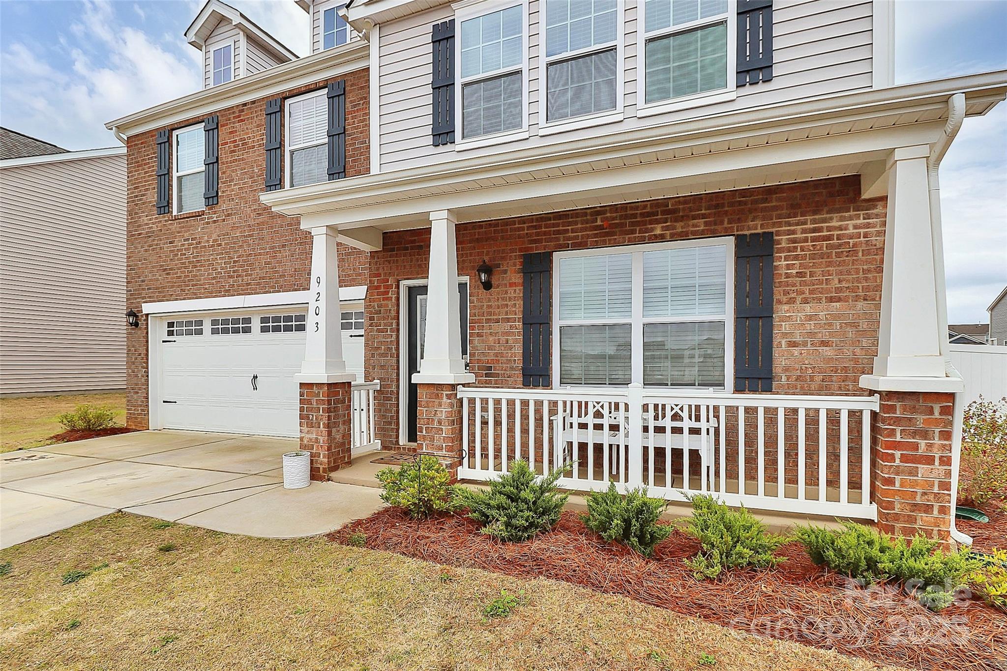 9203 Mackinaw Drive Property Photo 1