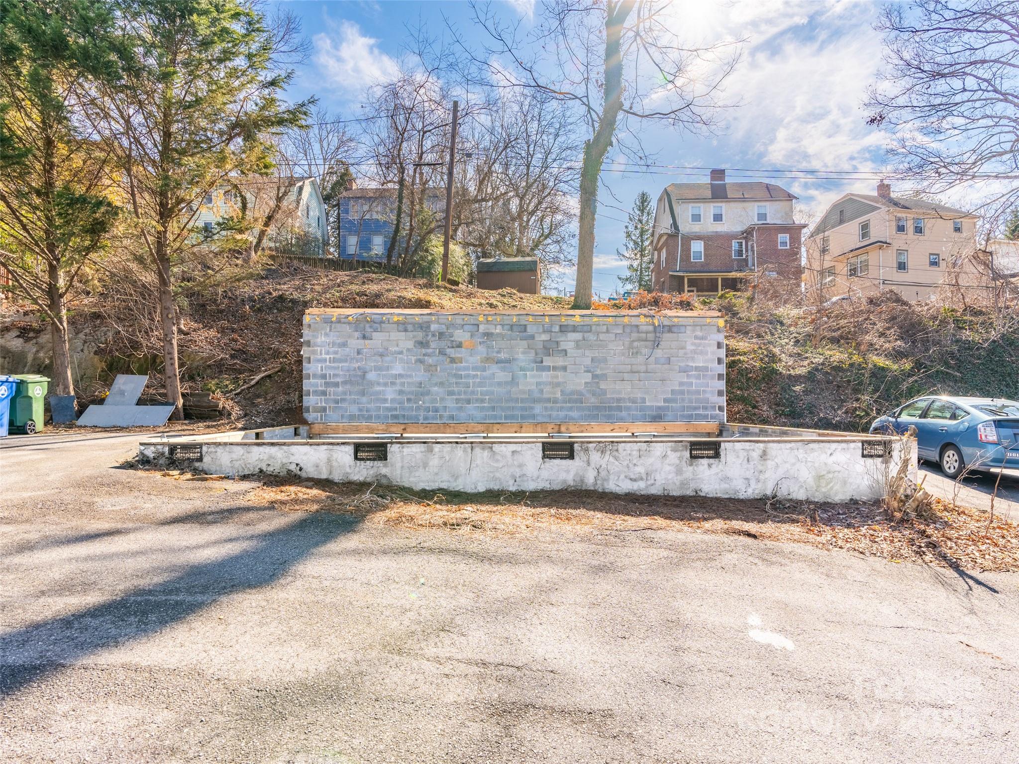 231 Westover Drive Property Photo 4