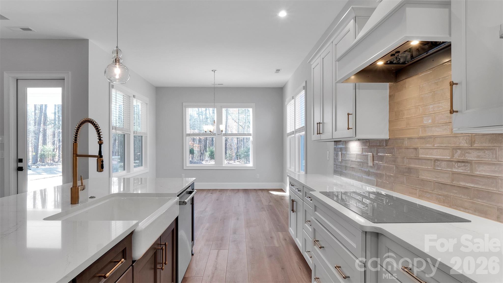 6055 Brush Creek Property Photo 2