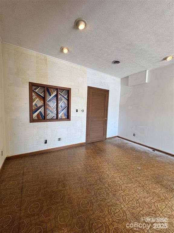 131 4th Avenue Property Photo 23