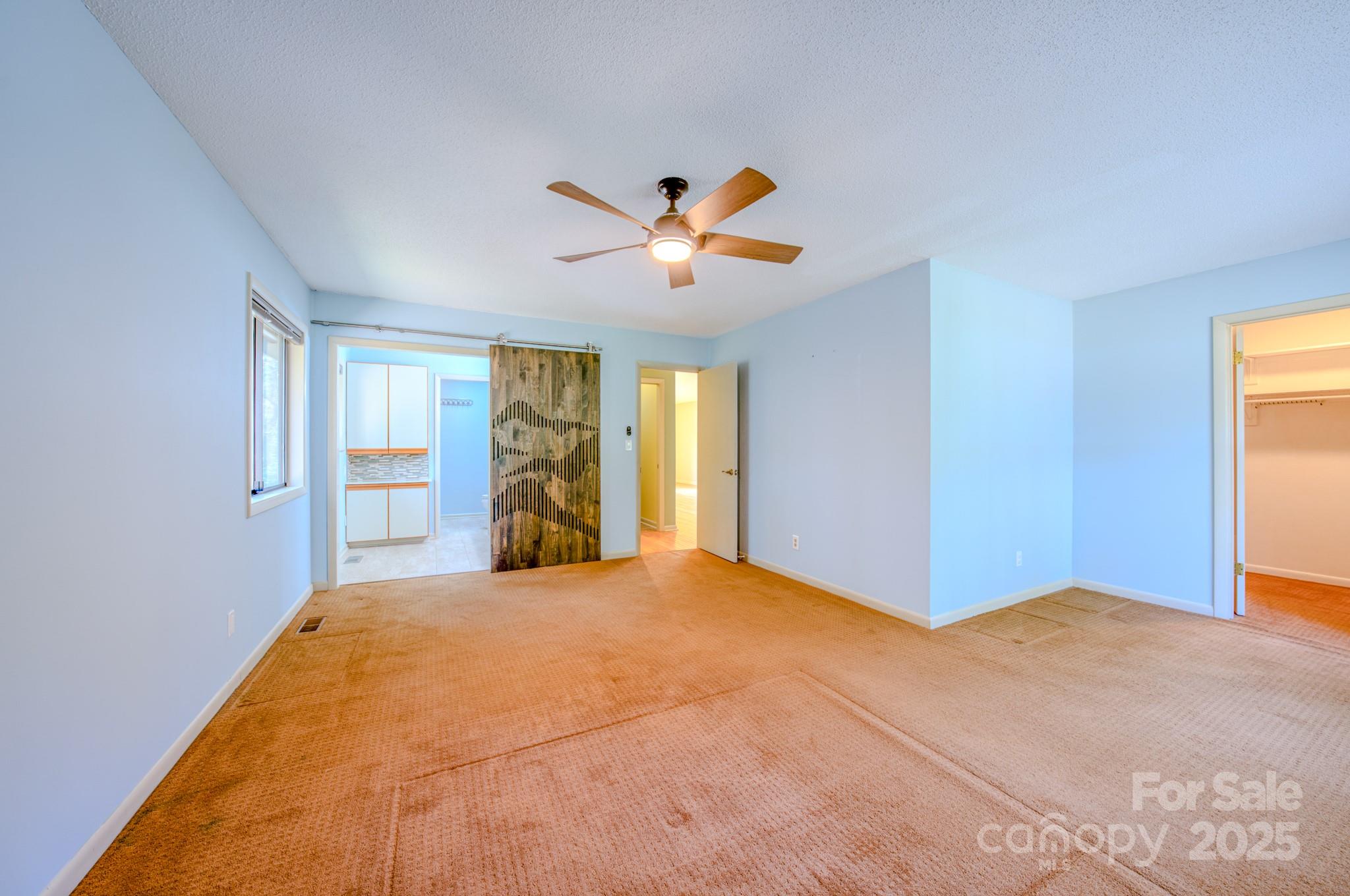 138 Woodhaven Drive Property Photo 11