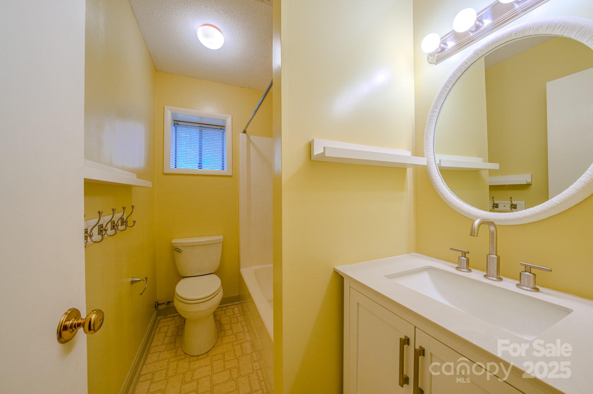 138 Woodhaven Drive Property Photo 19