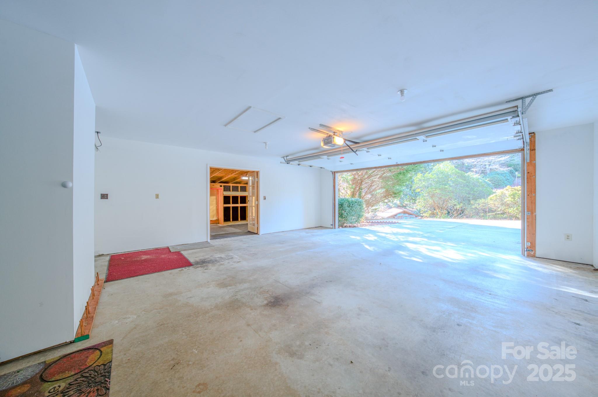 138 Woodhaven Drive Property Photo 22