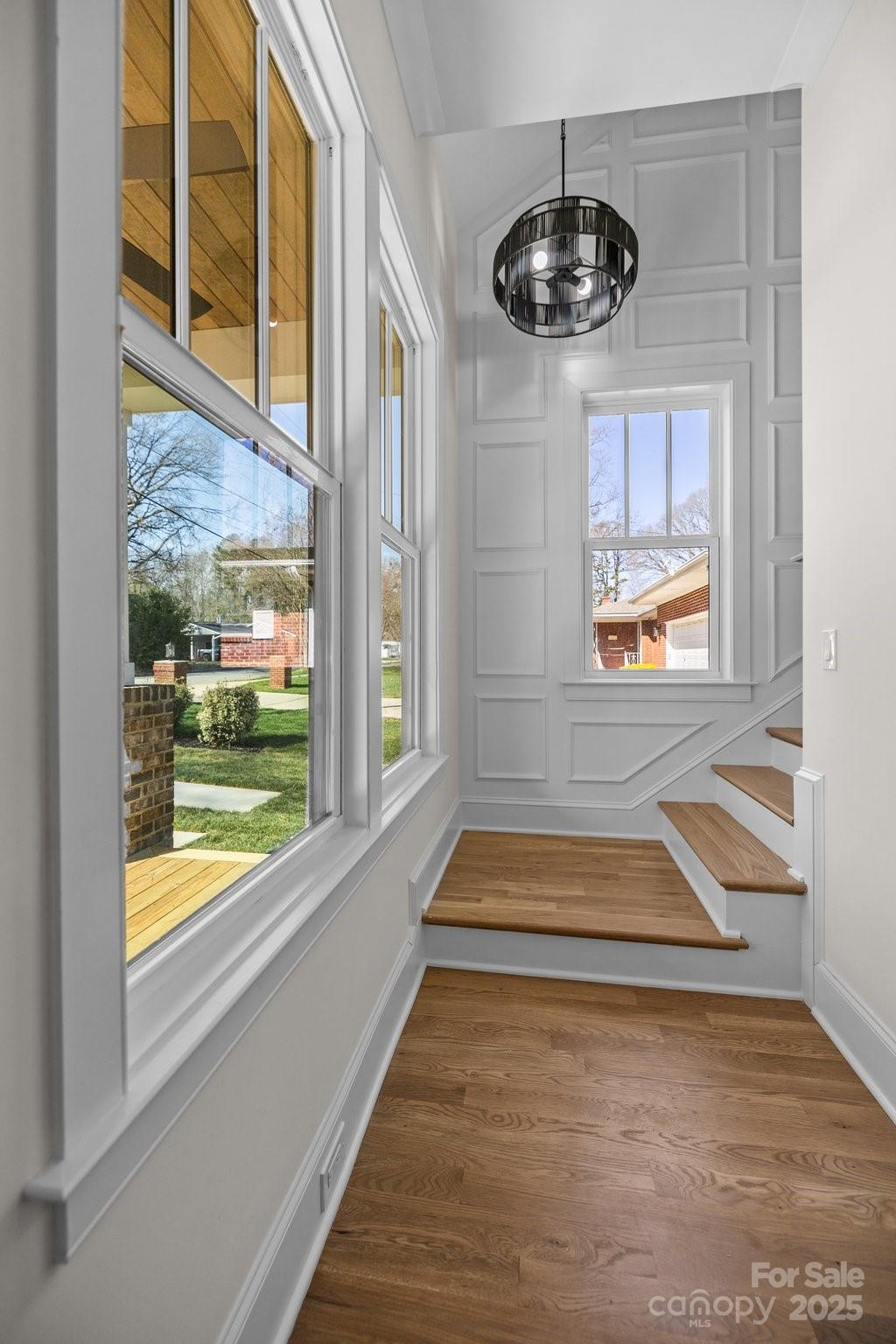 1824 Haines Street Property Photo 7