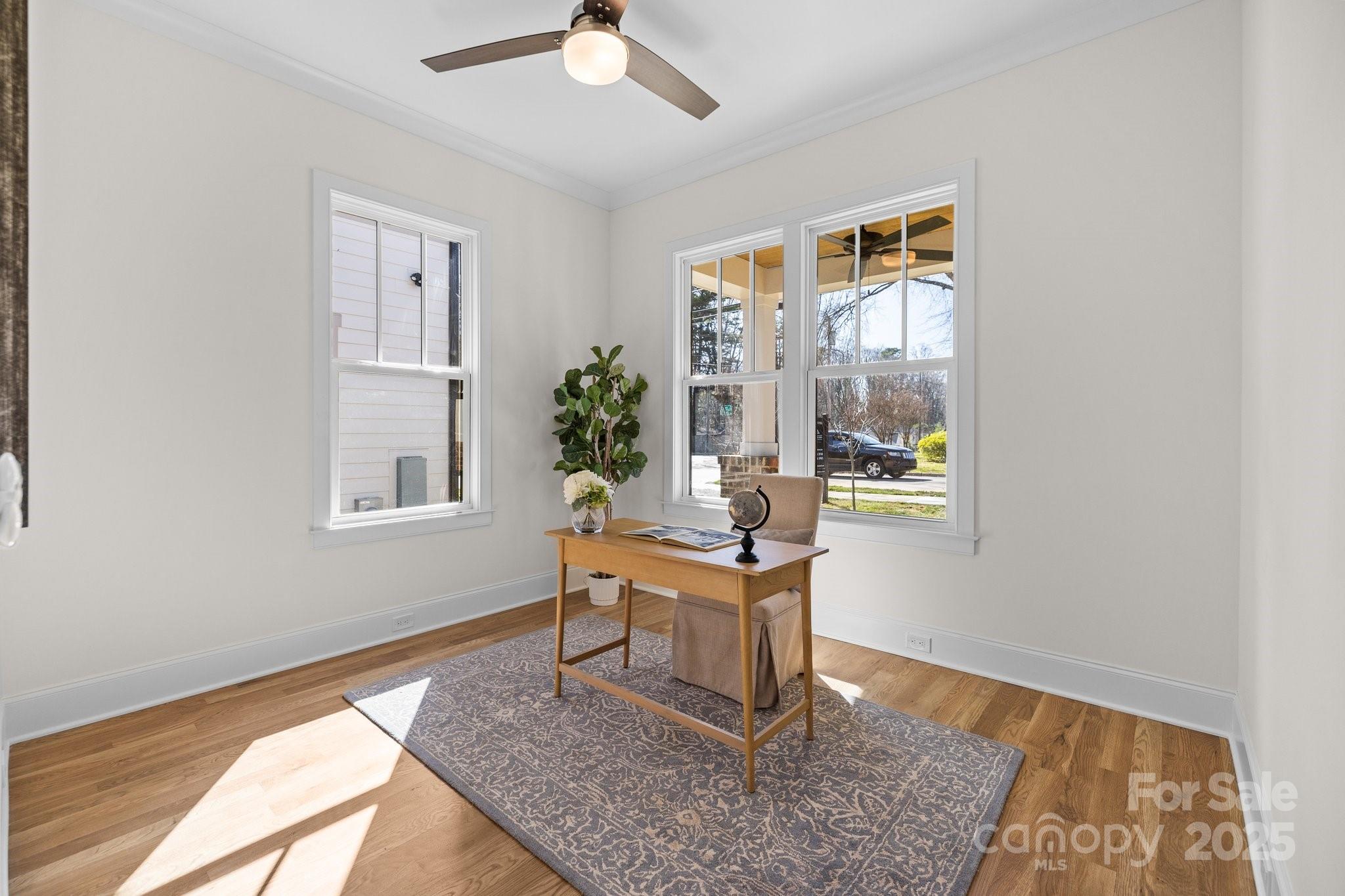 1824 Haines Street Property Photo 8