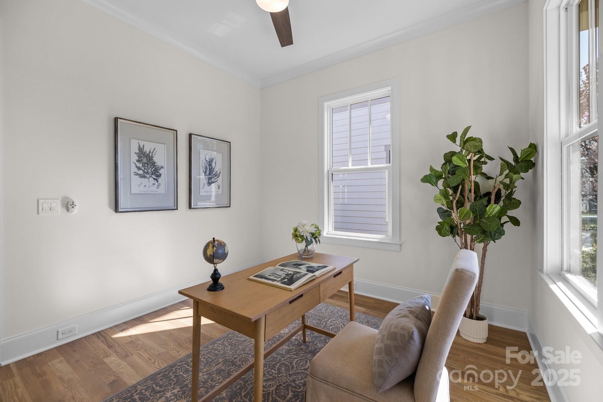 1824 Haines Street Property Photo 9