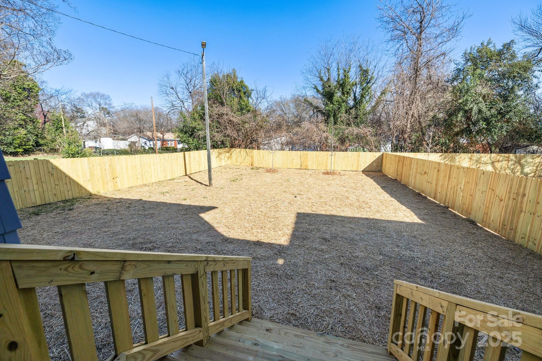 1824 Haines Street Property Photo 37