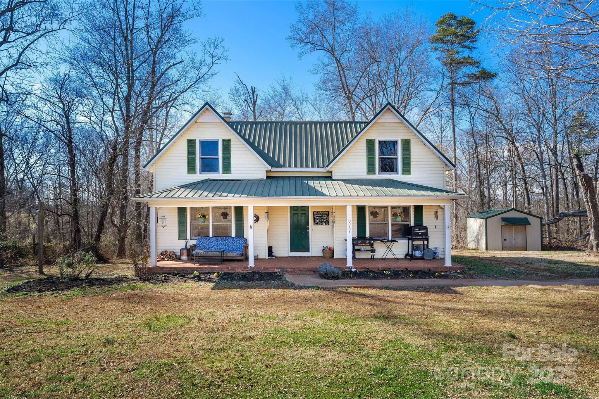 2077 Pearidge Road Property Photo