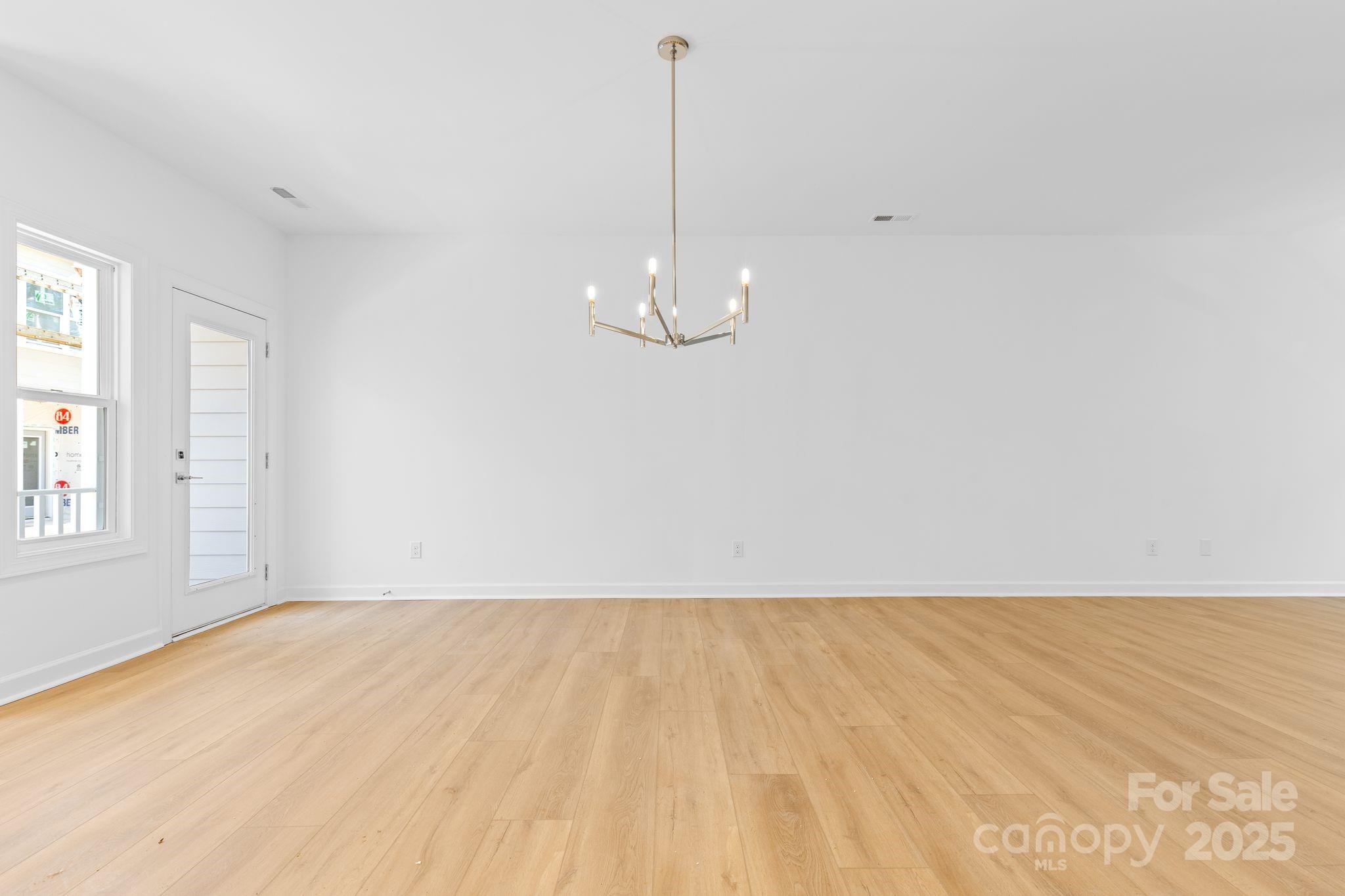 3816 Odom Way Property Photo 24