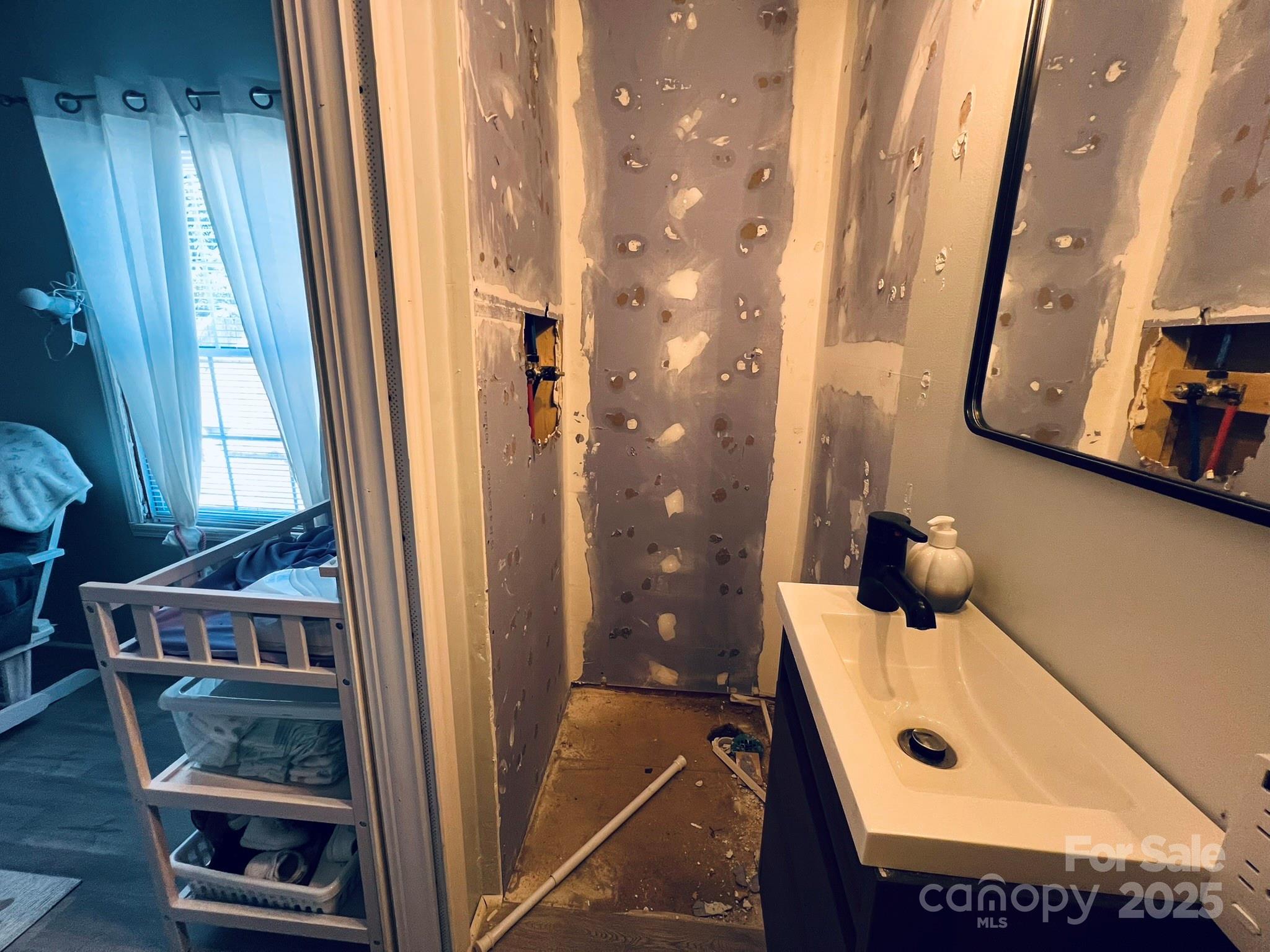 205 W Parkwood Street Property Photo 7