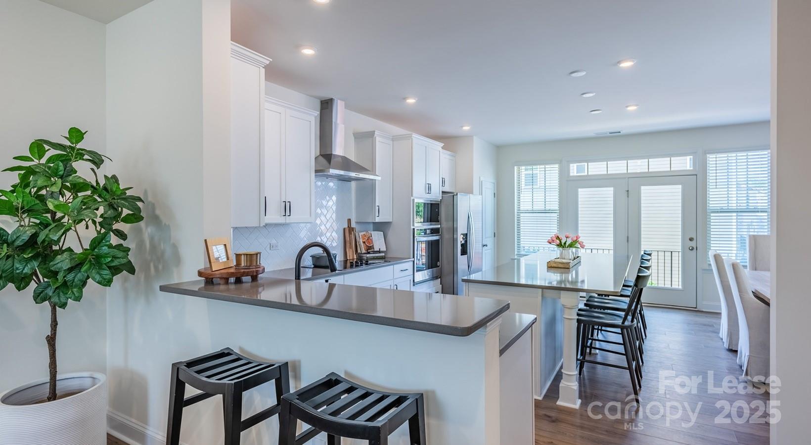 2635 W Trade Street Asher Property Photo 2