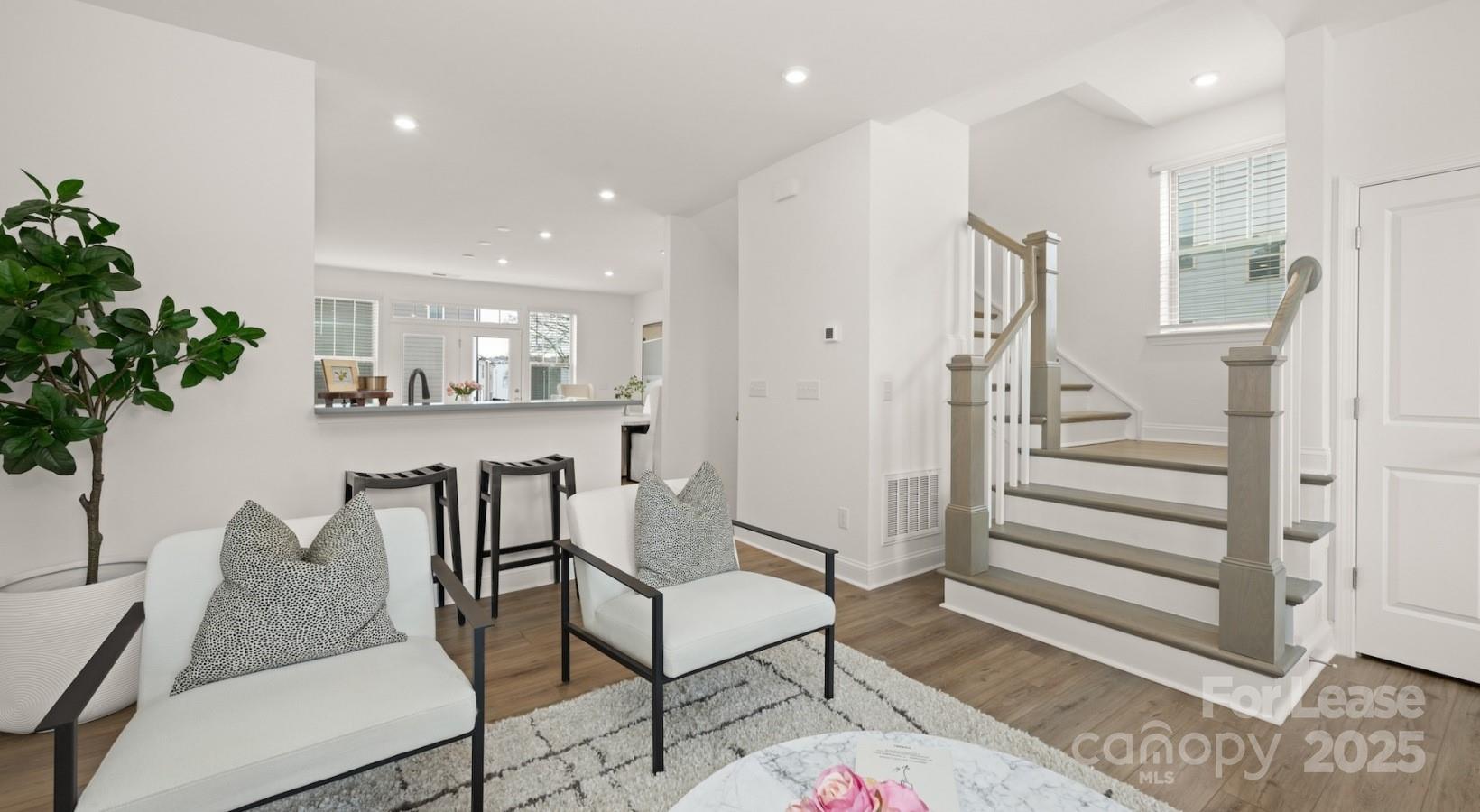 2635 W Trade Street Asher Property Photo 6