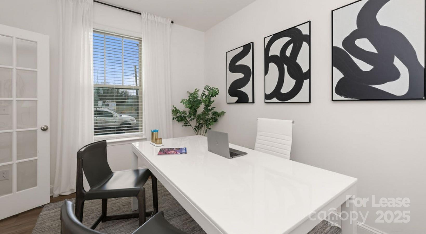 2635 W Trade Street Asher Property Photo 12