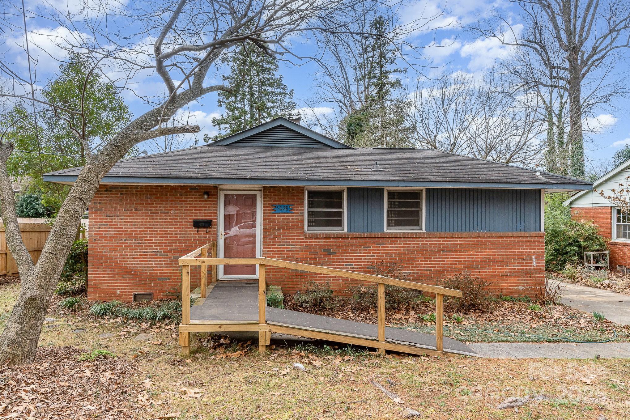 5028 Edward Street Property Photo