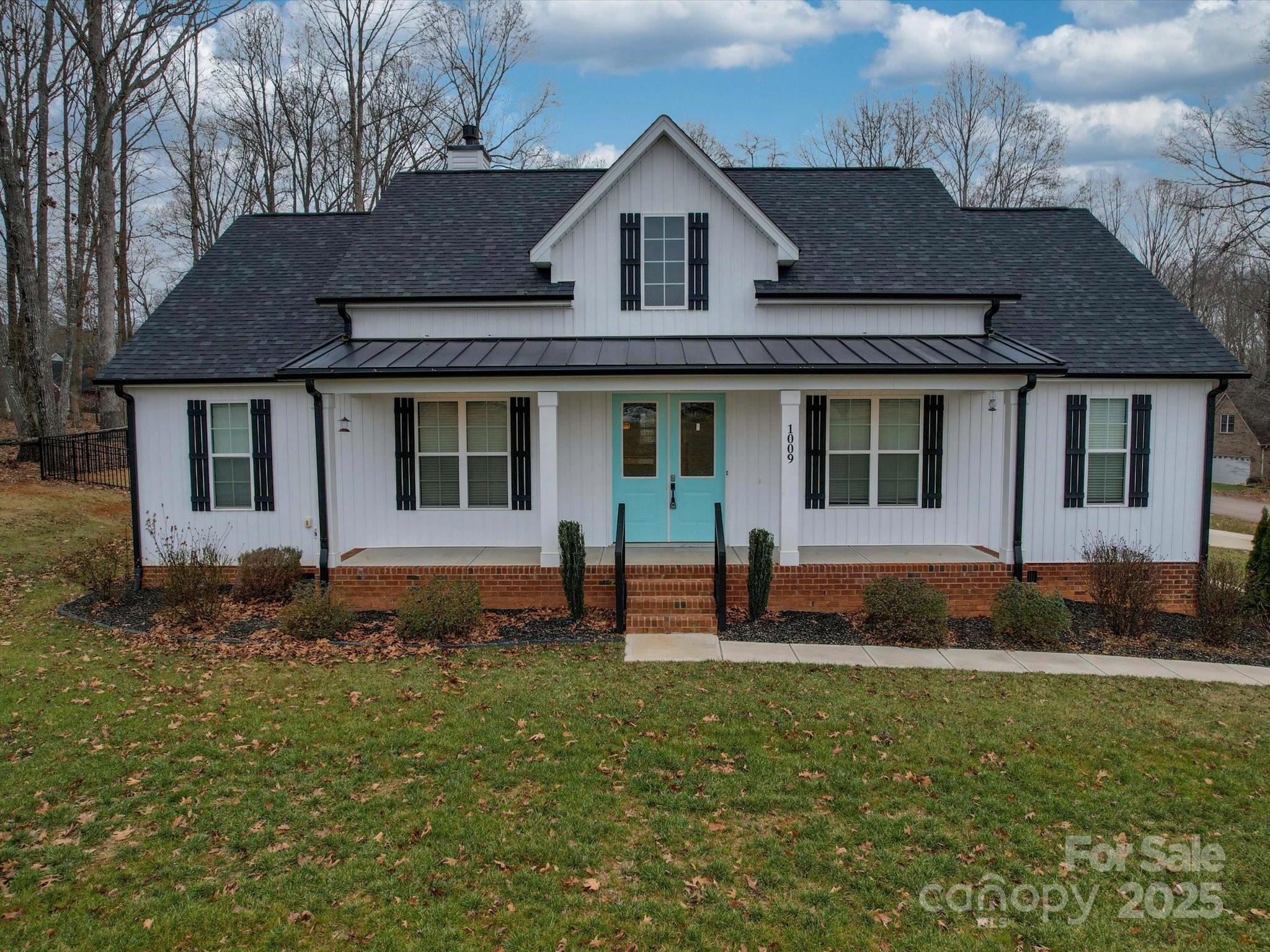1009 Rosewood Drive Property Photo